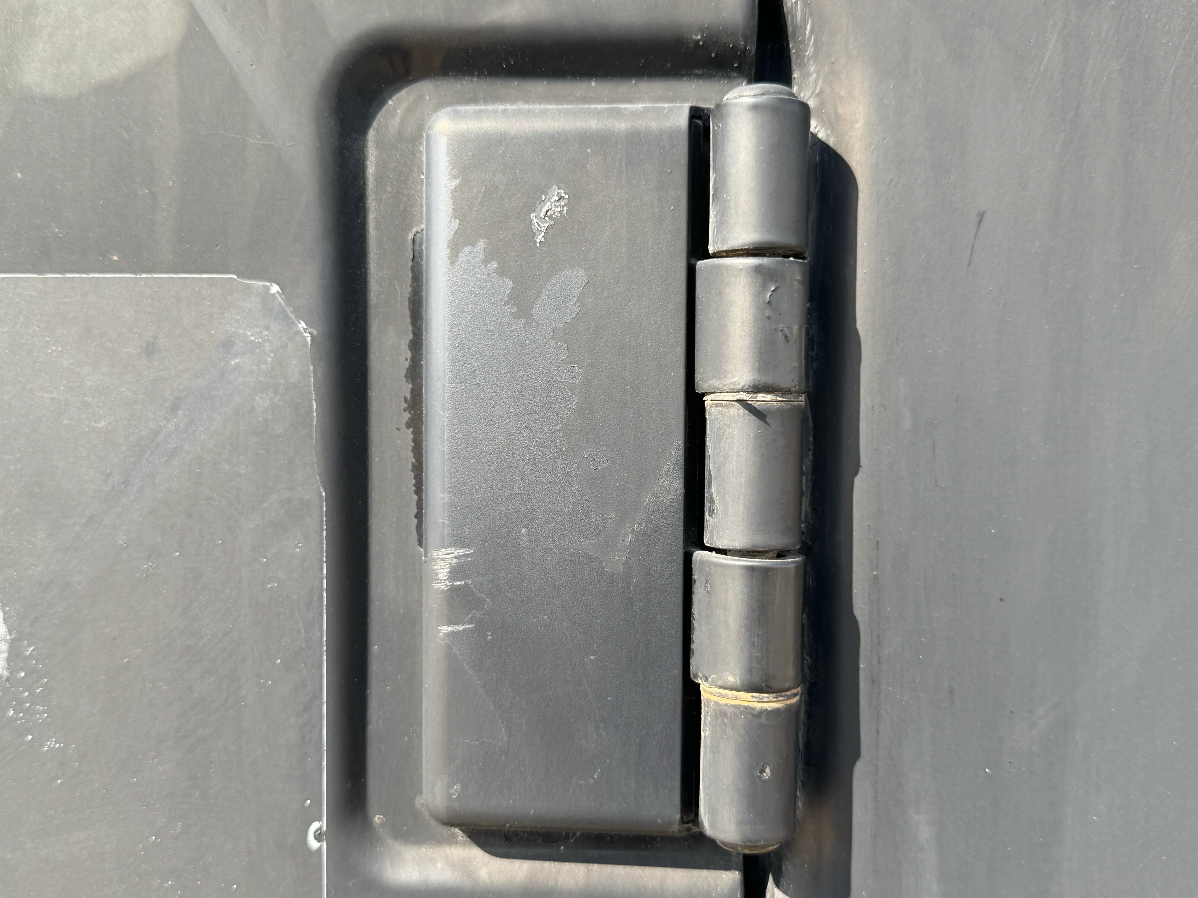 MDX-002-Cat-323D3-medium-excavator-inspection-structure-doors-2