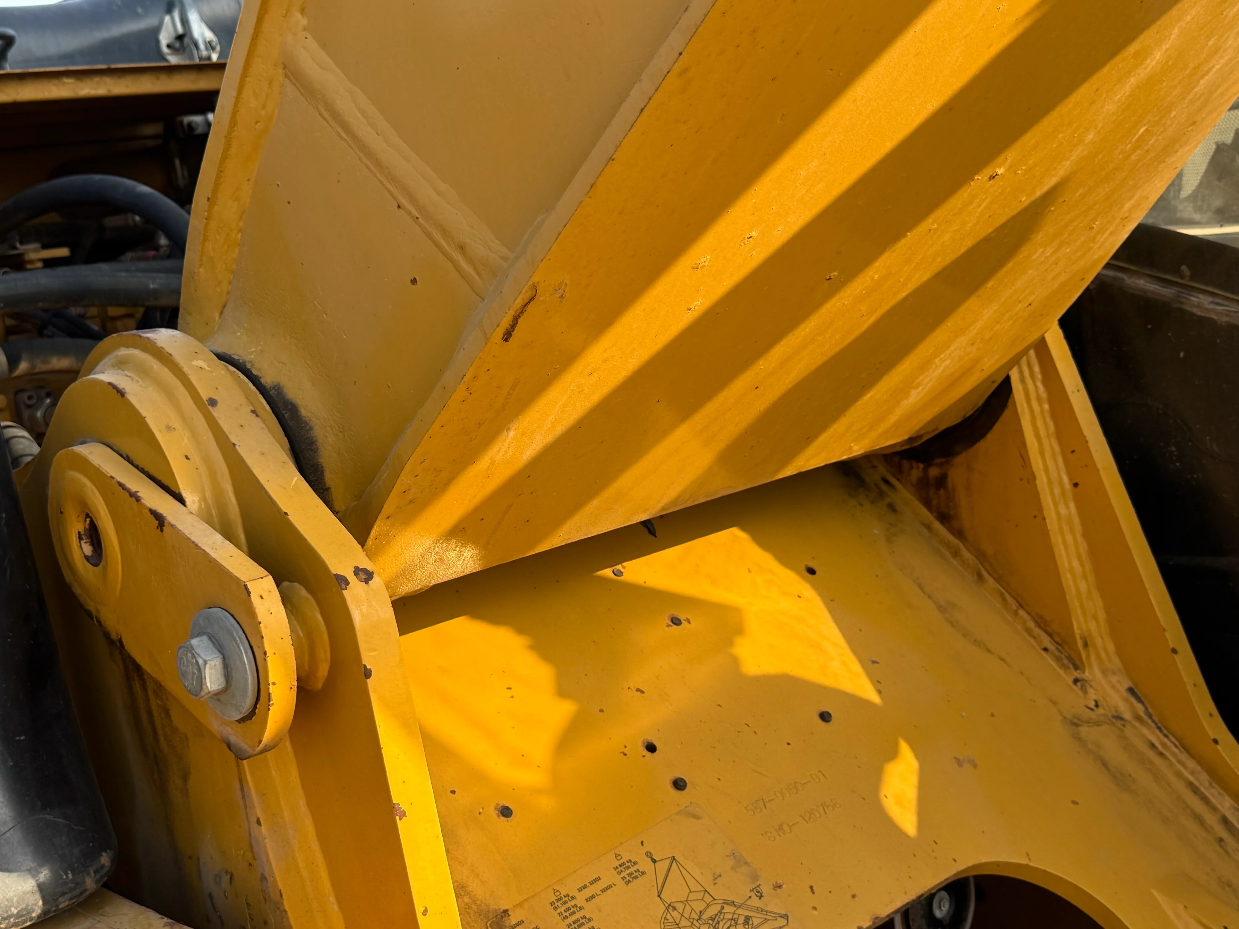 MDX-002-Cat-323D3-medium-excavator-inspection-chassis-boom-base-pin-and-bushings-2