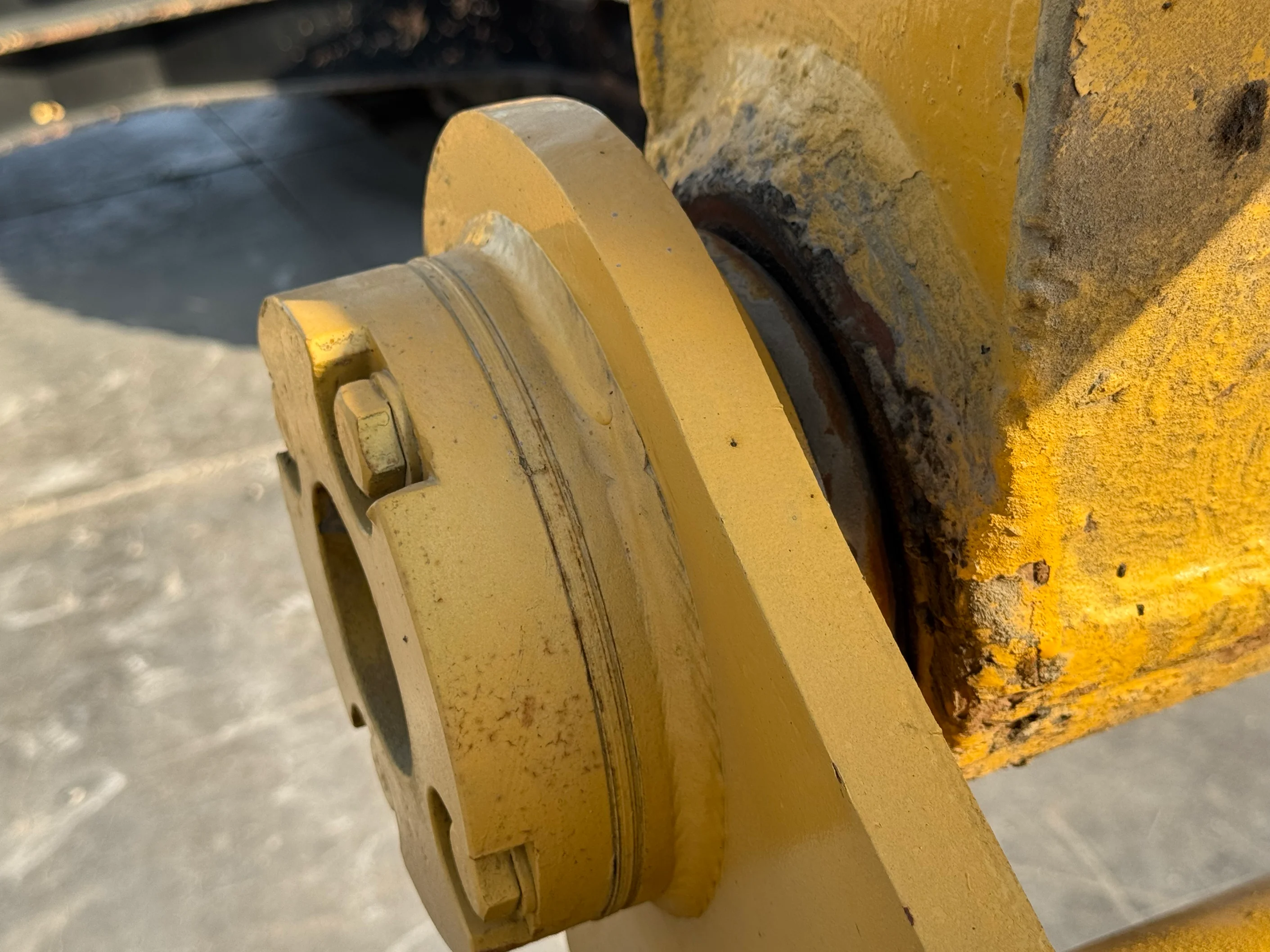 MDX-002-Cat-323D3-medium-excavator-inspection-chassis-pin-and-bushings-stick-to-bucket-3