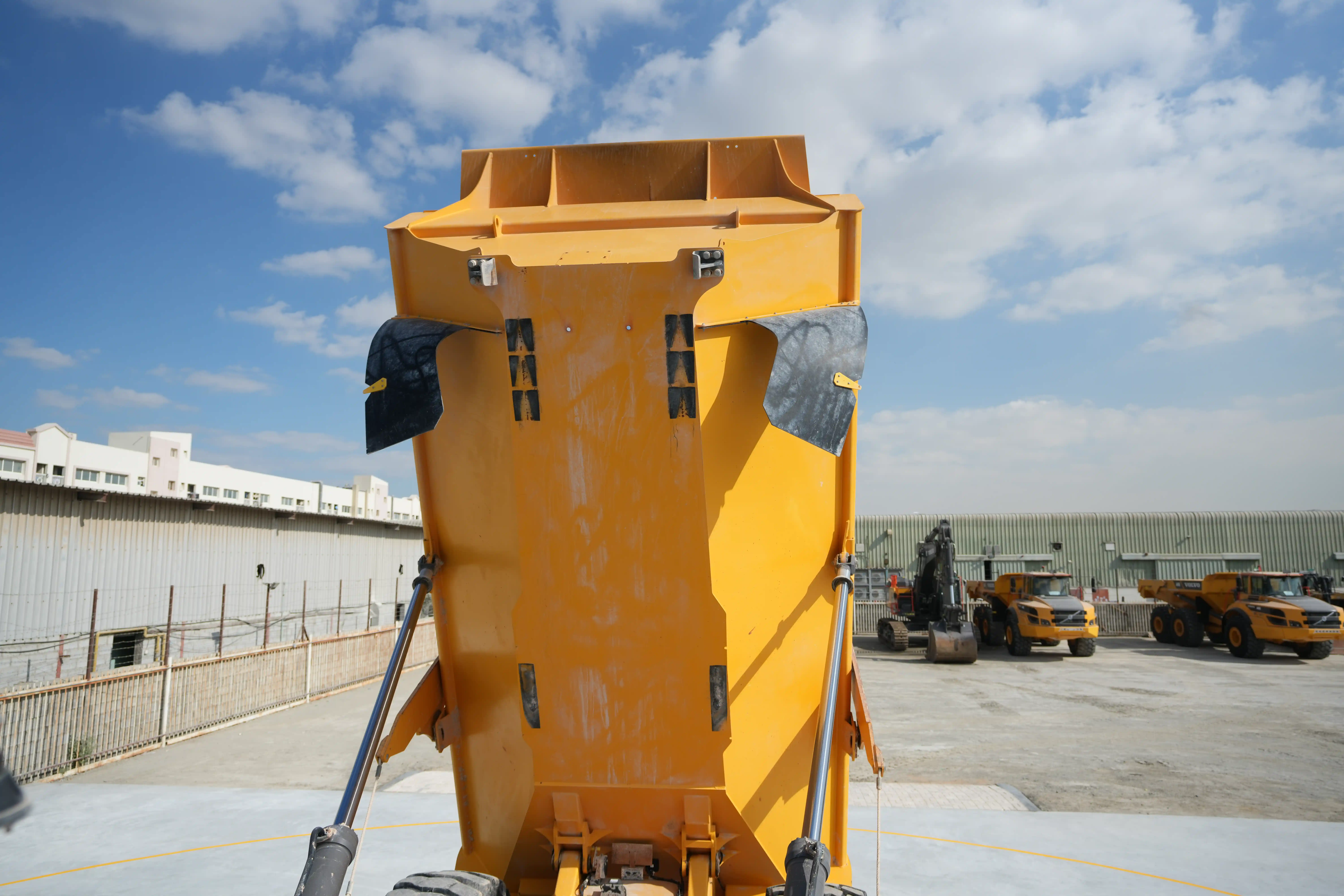 ADT-003-volvo-a40g-adt-dump-body