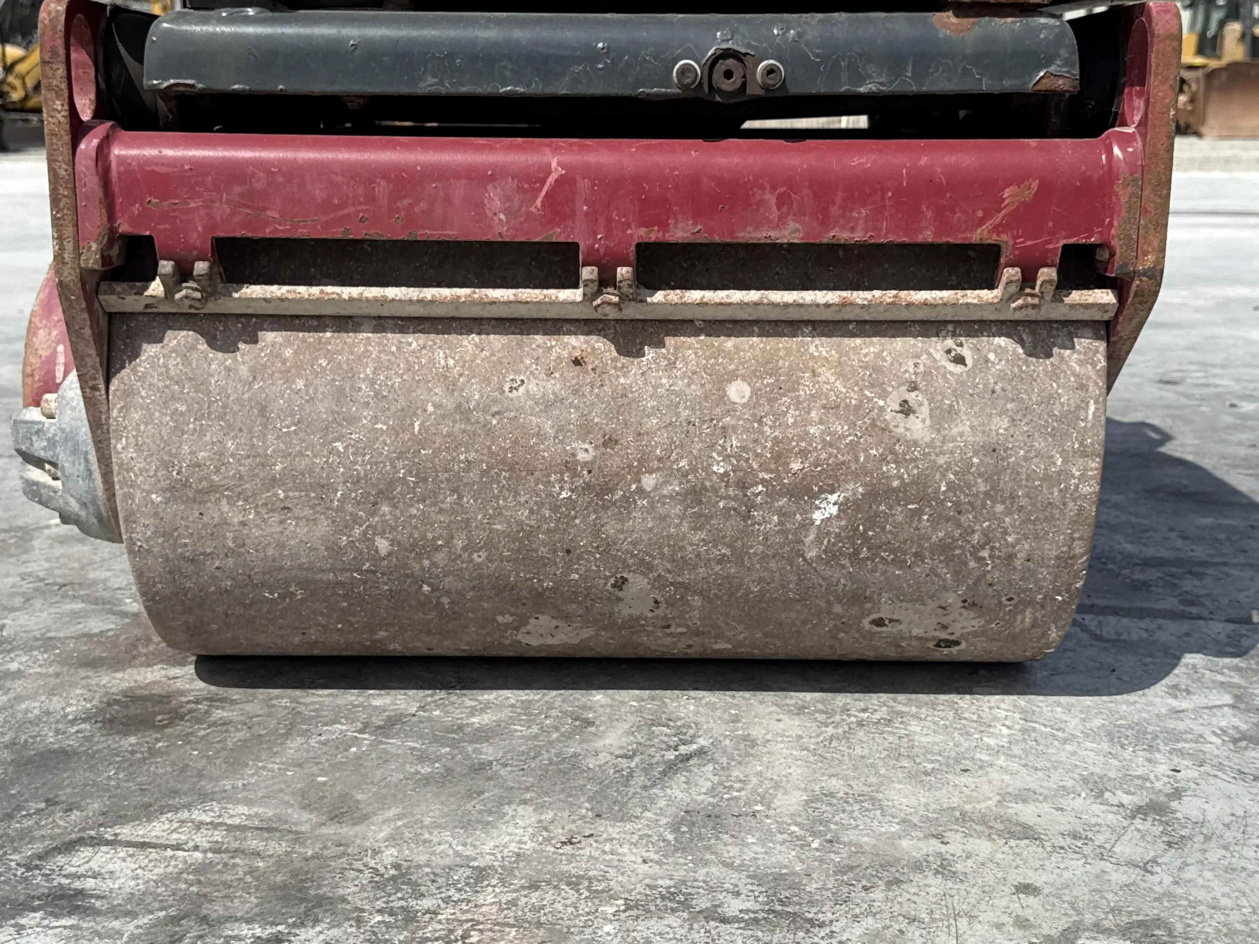 WBC-002-Dynapac-DTR75-walk-behind-compactor-inspection-structure-front-drum-1