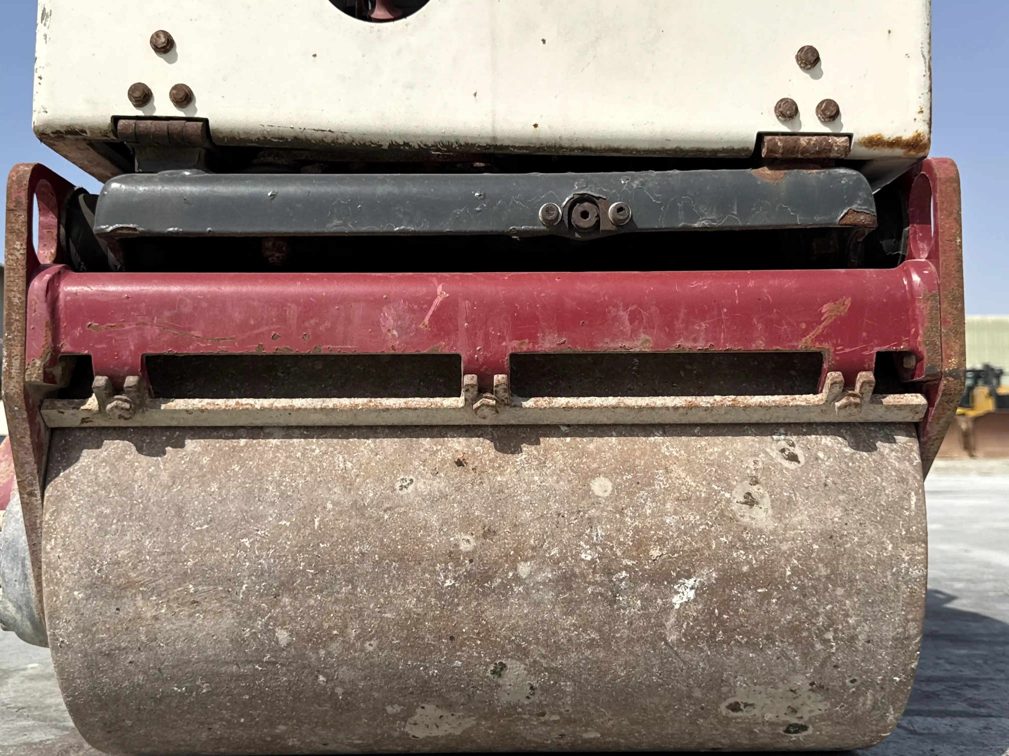 WBC-002-Dynapac-DTR75-walk-behind-compactor-inspection-structure-Front-scrapers-1