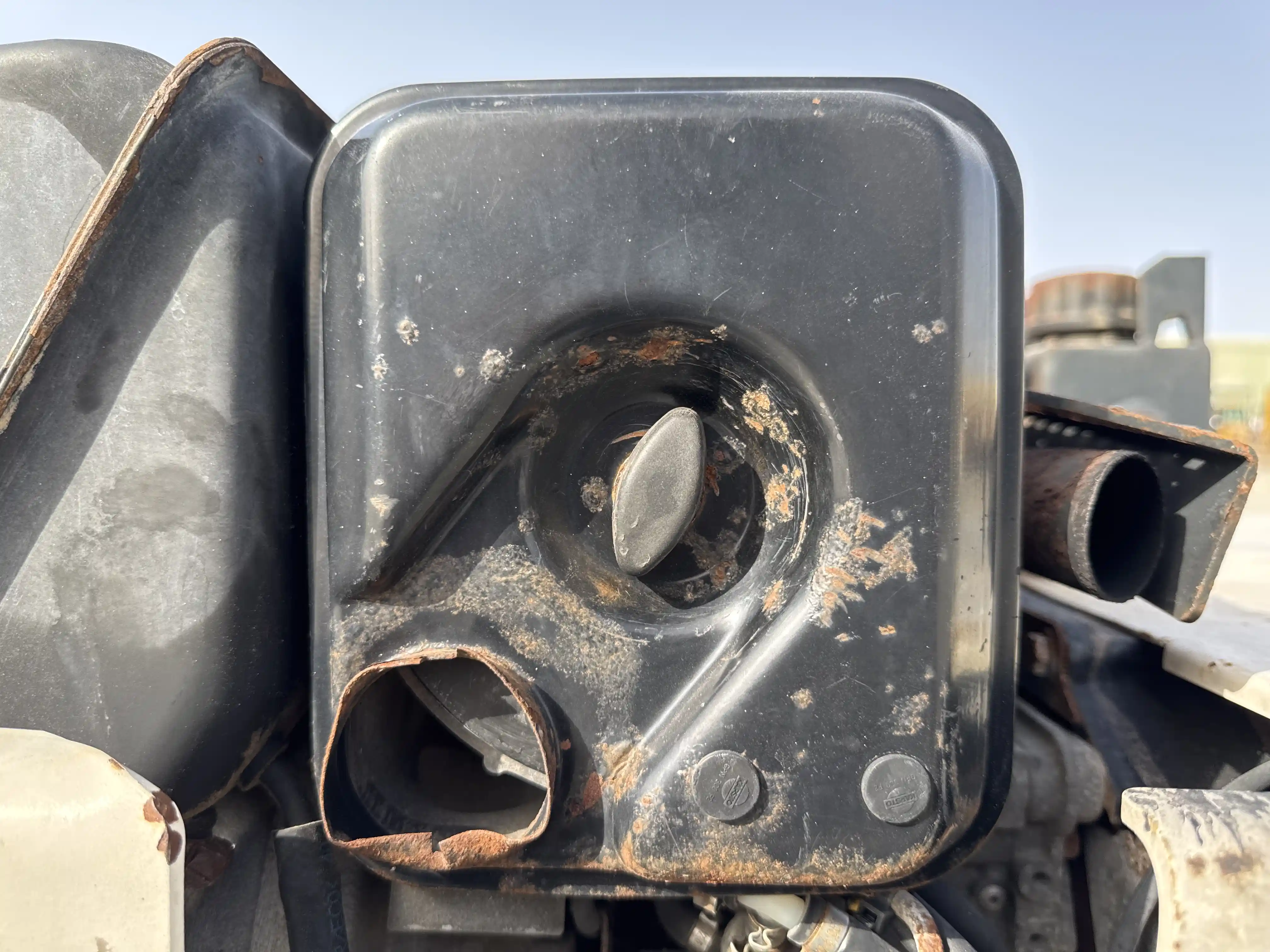 WBC-002-Dynapac-DTR75-walk-behind-compactor-inspection-engine-air-intake-system-1