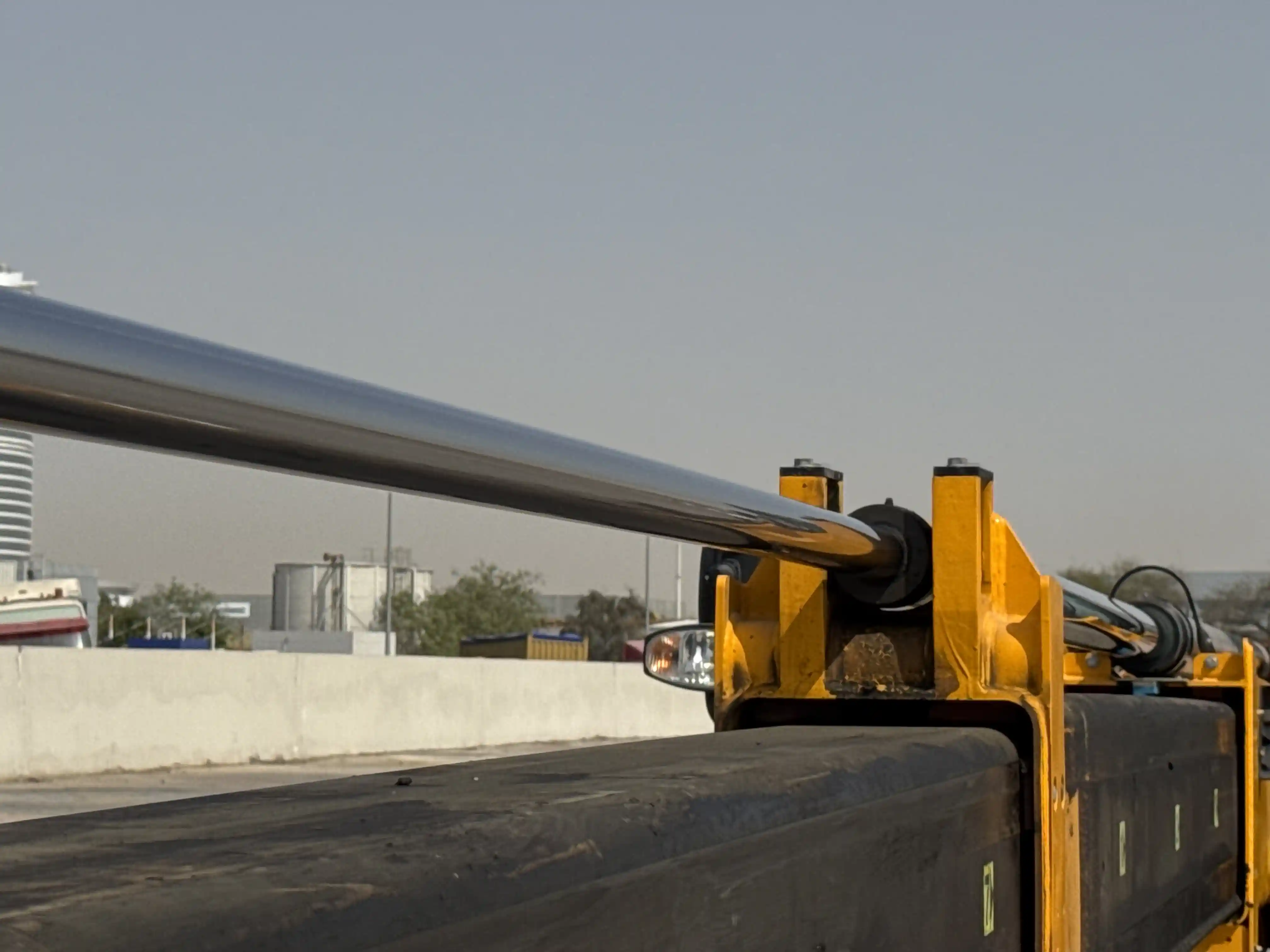 THM-001-JCB-540-170-telehandler-inspection-hydraulics-hydraulic-boom-extension-cylinder-4