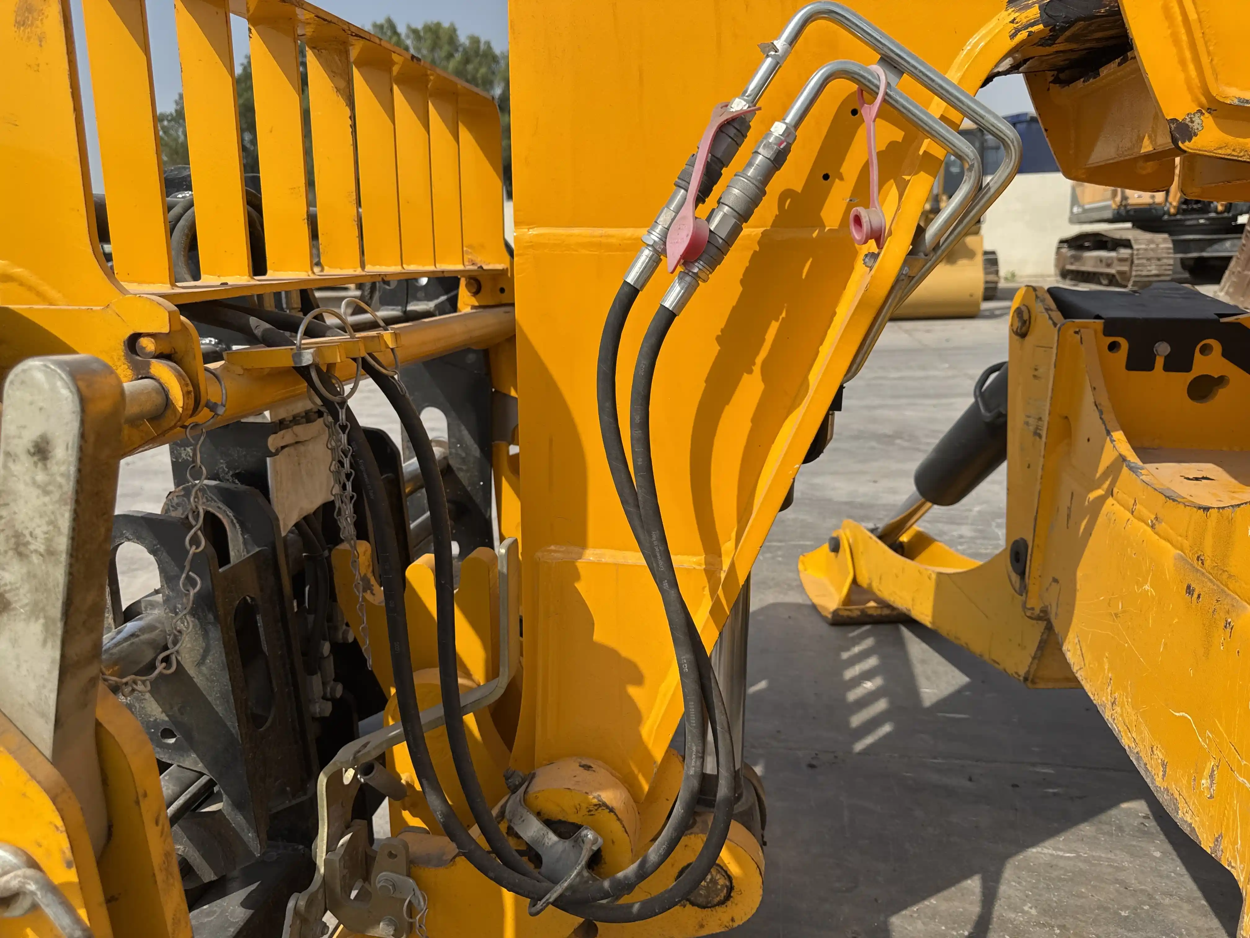 THM-001-JCB-540-170-telehandler-inspection-hydraulics-hydraulic-hoses-and-lines-4