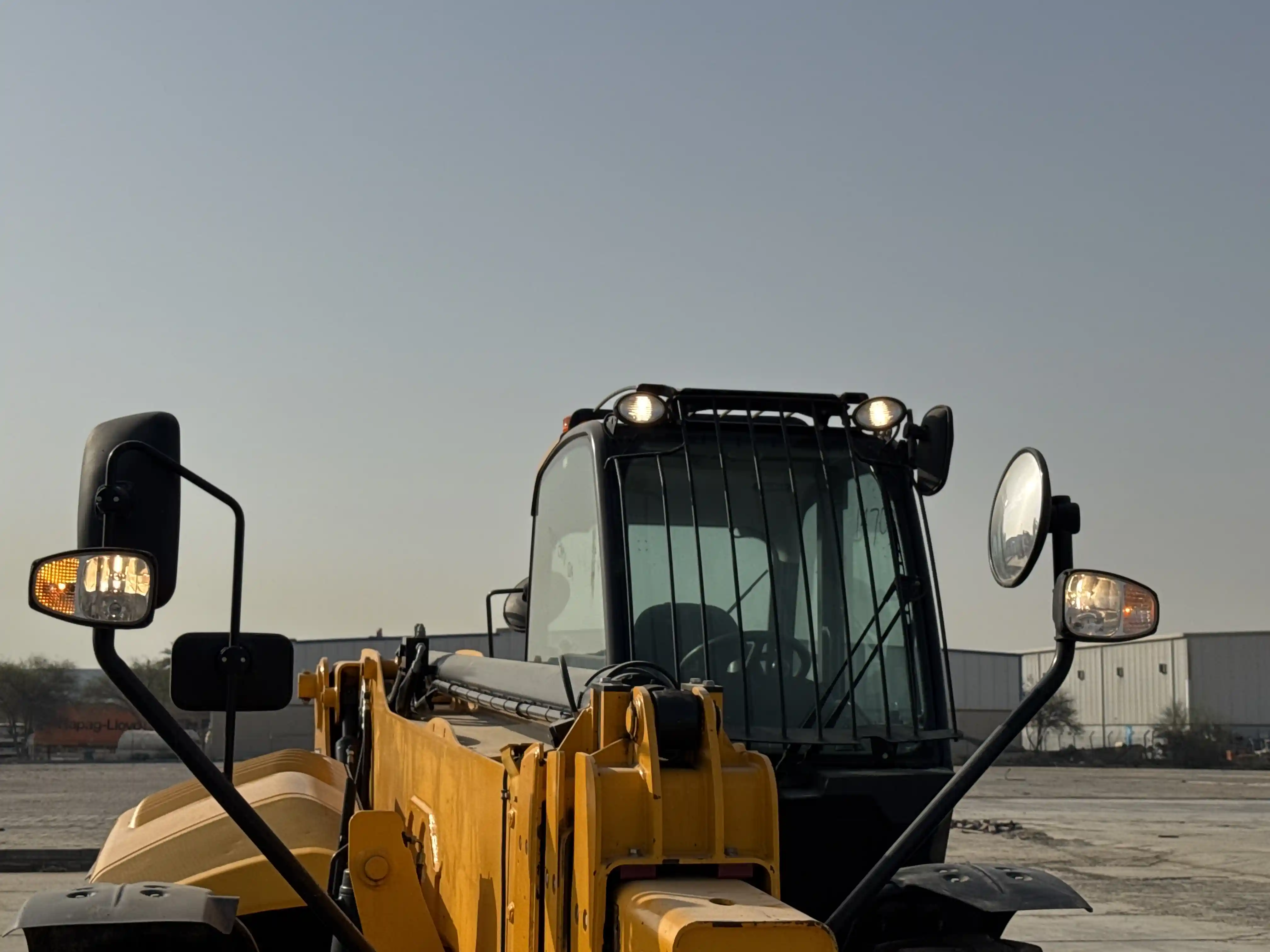 THM-001-JCB-540-170-telehandler-inspection-electronics-lights-and-signals-1