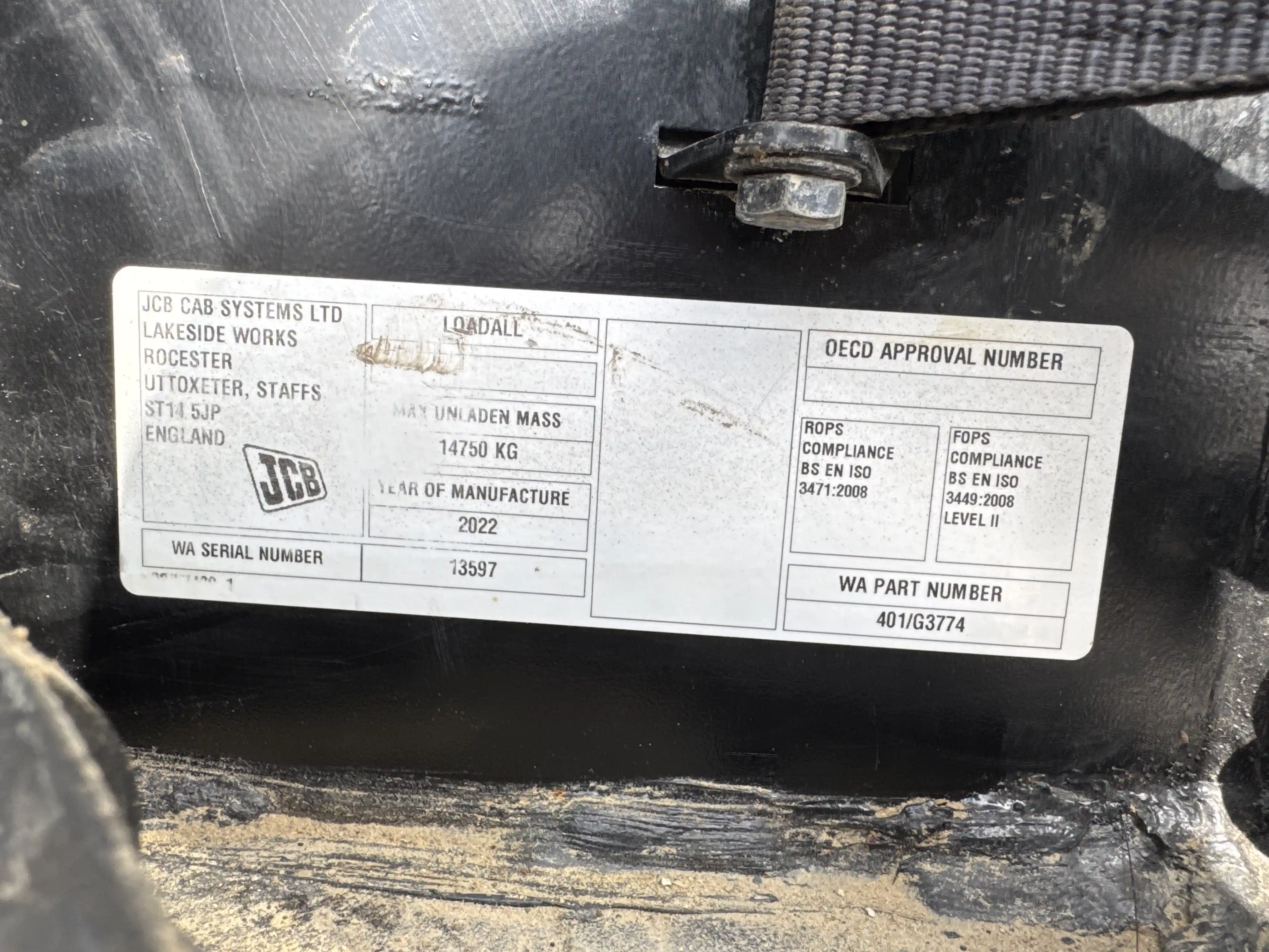 THM-001-JCB-540-170-telehandler-inspection-safety-rollover-protective-structure-ROPS-FOPS-1
