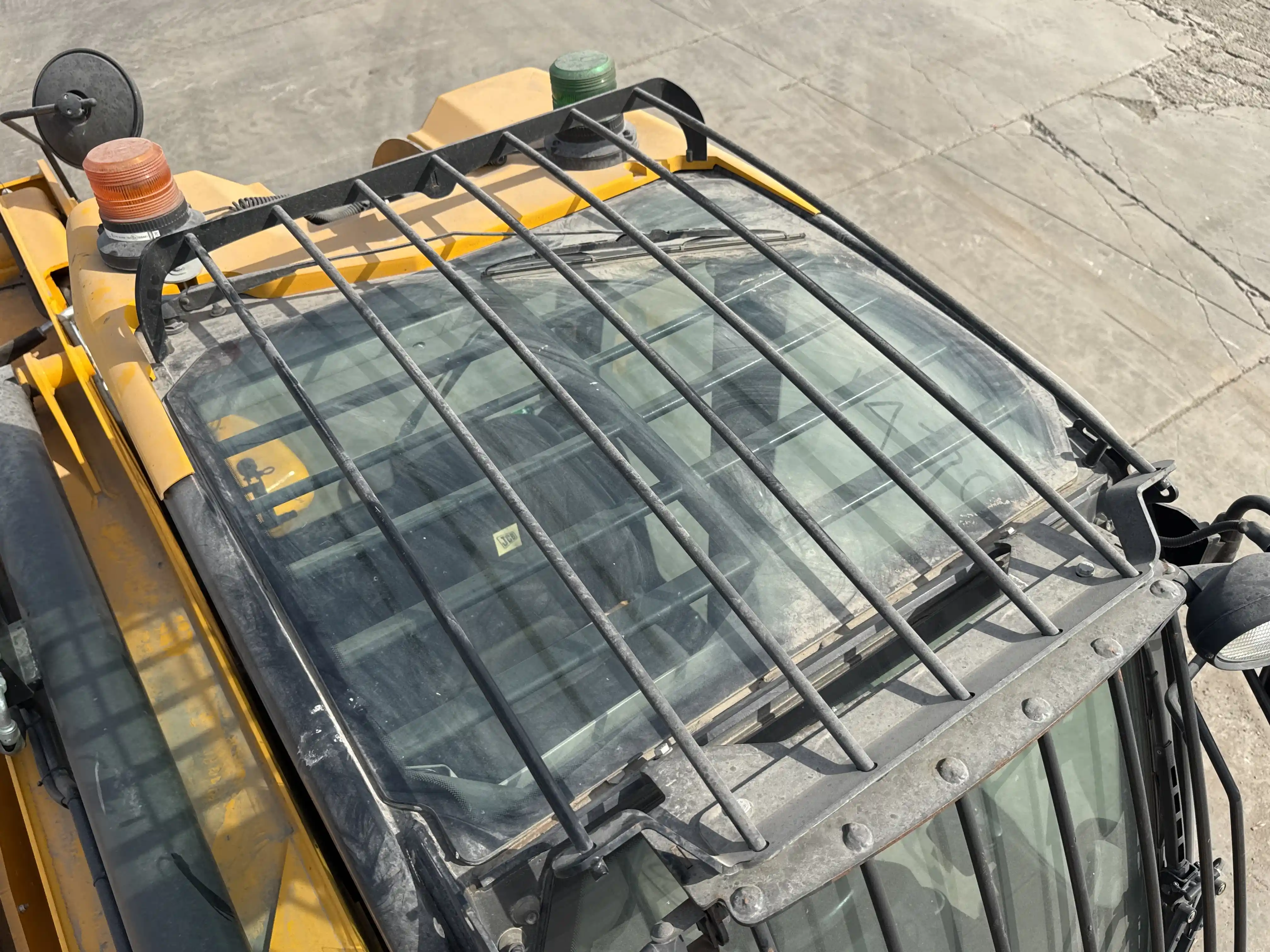 THM-001-JCB-540-170-telehandler-inspection-safety-rollover-protective-structure-ROPS-FOPS-4