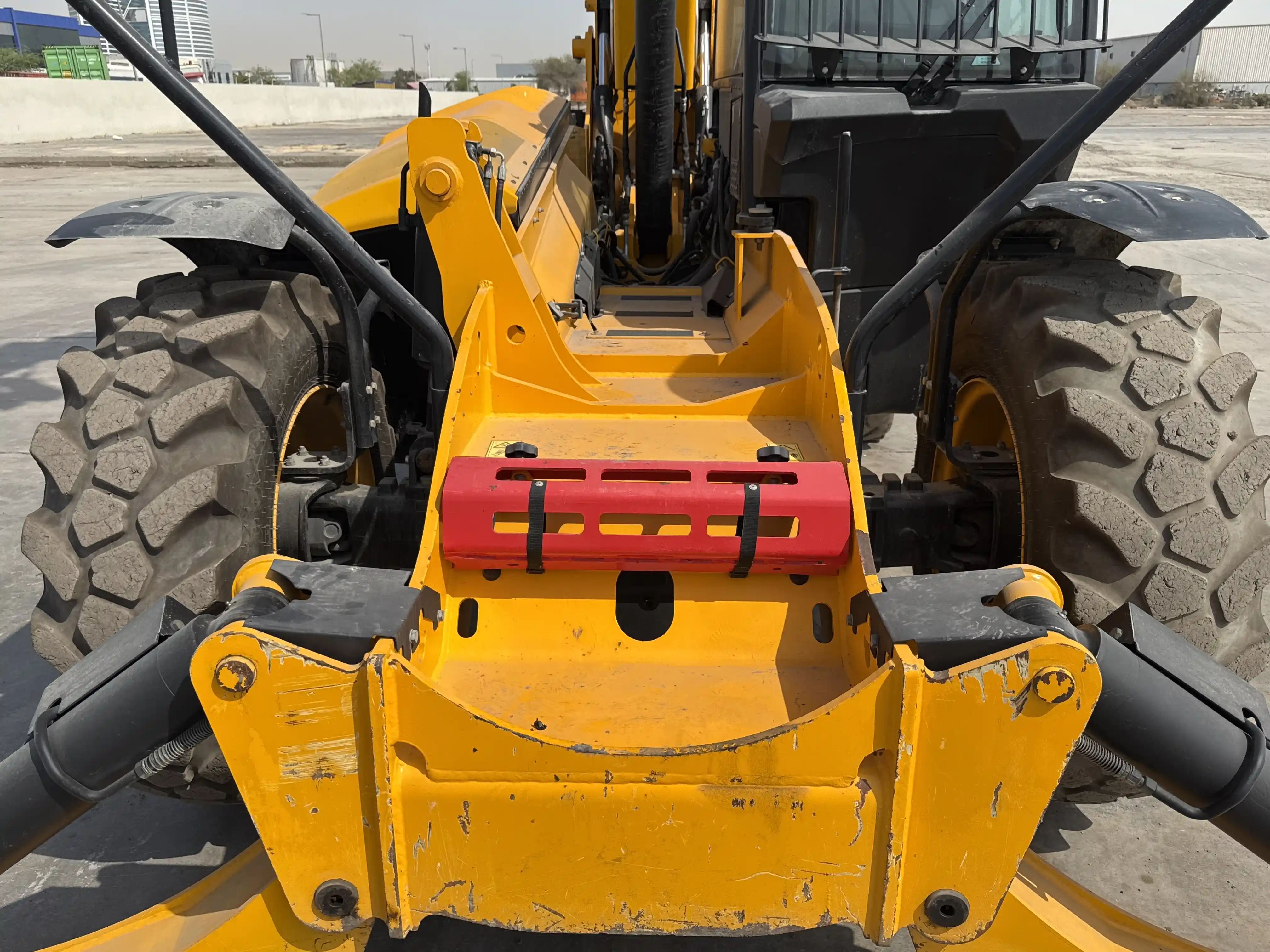 THM-001-JCB-540-170-telehandler-inspection-chassis-boom-frame-1