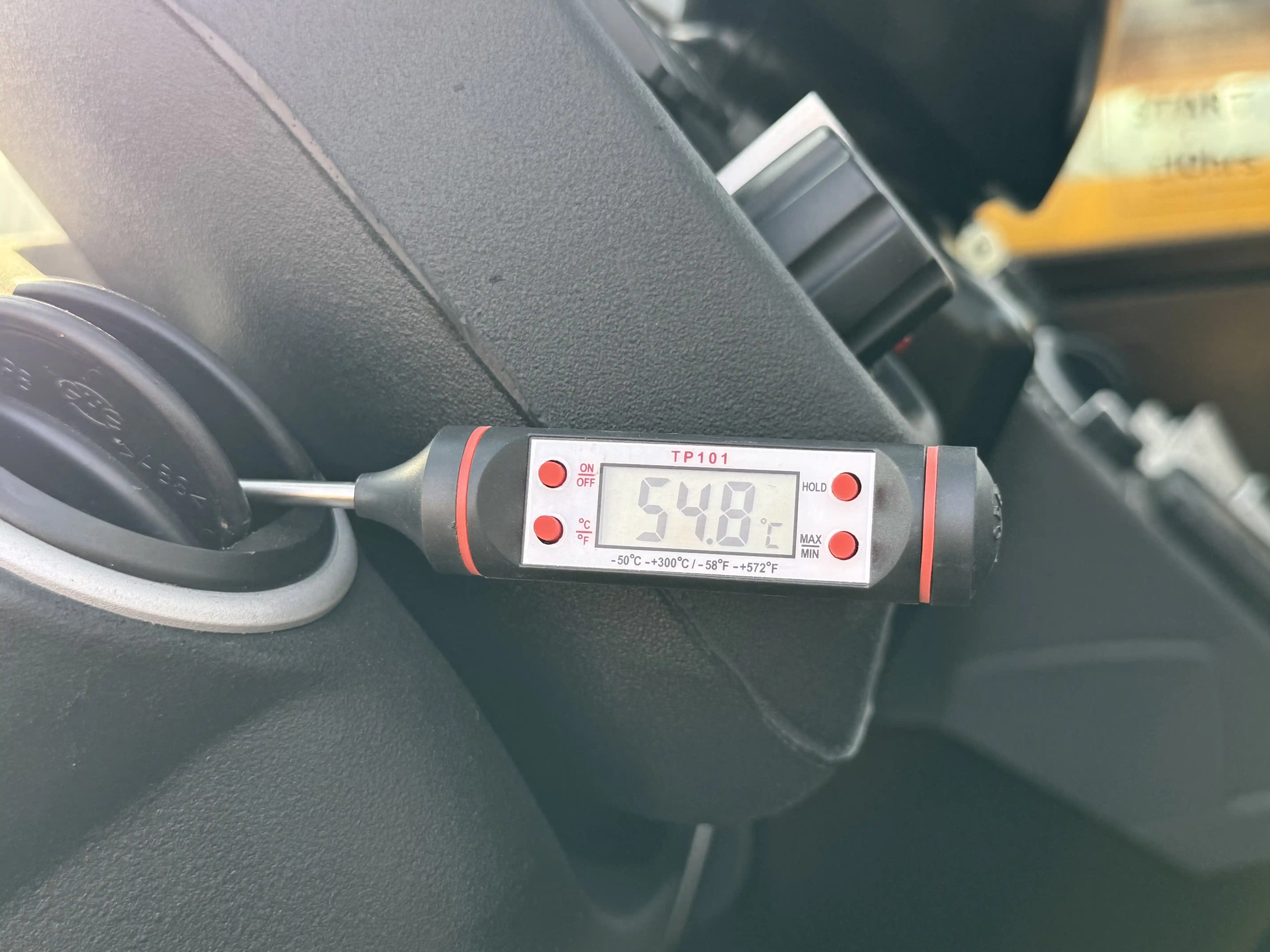 THM-001-JCB-540-170-telehandler-inspection-air-conditioning-heating-system