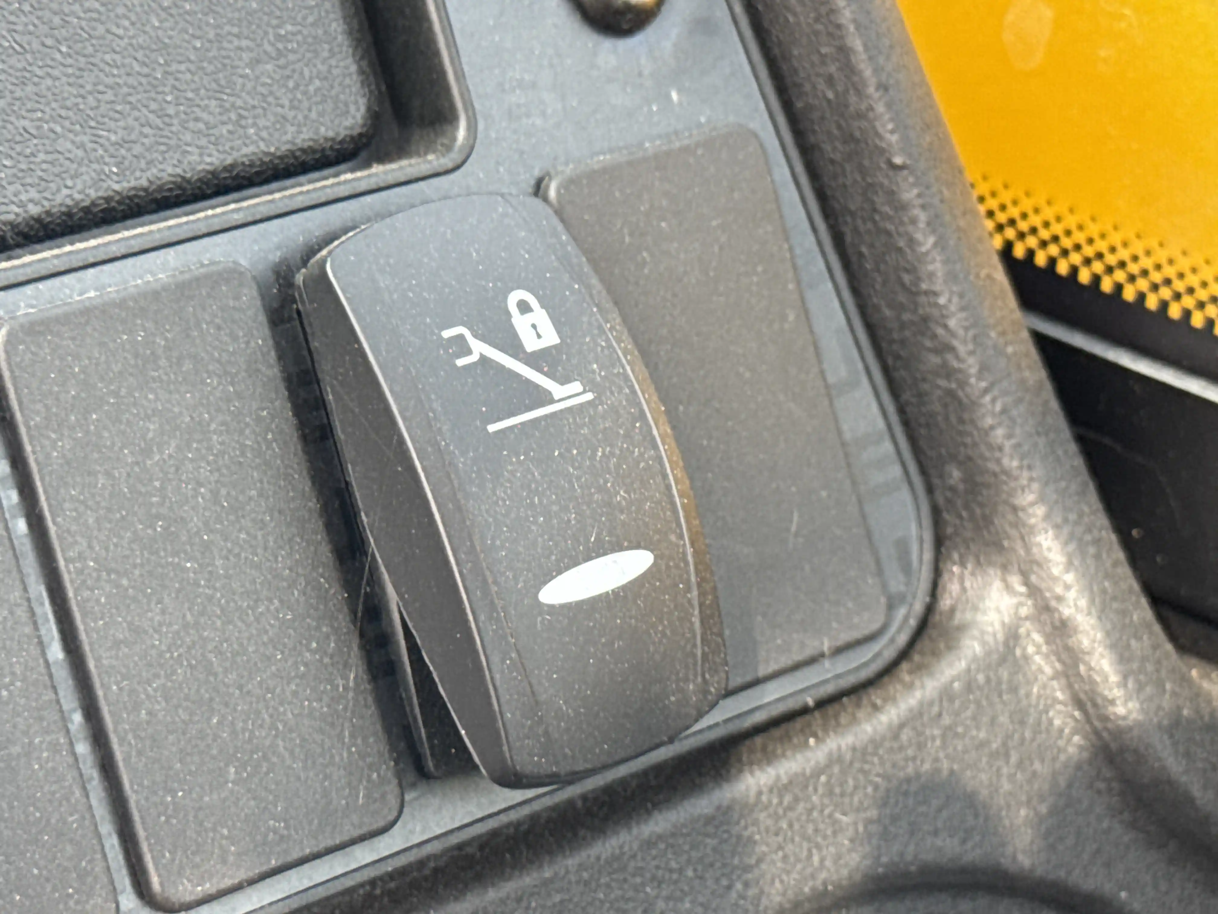 THM-001-JCB-540-170-telehandler-inspection-cabin-electronic-instrument-board-1