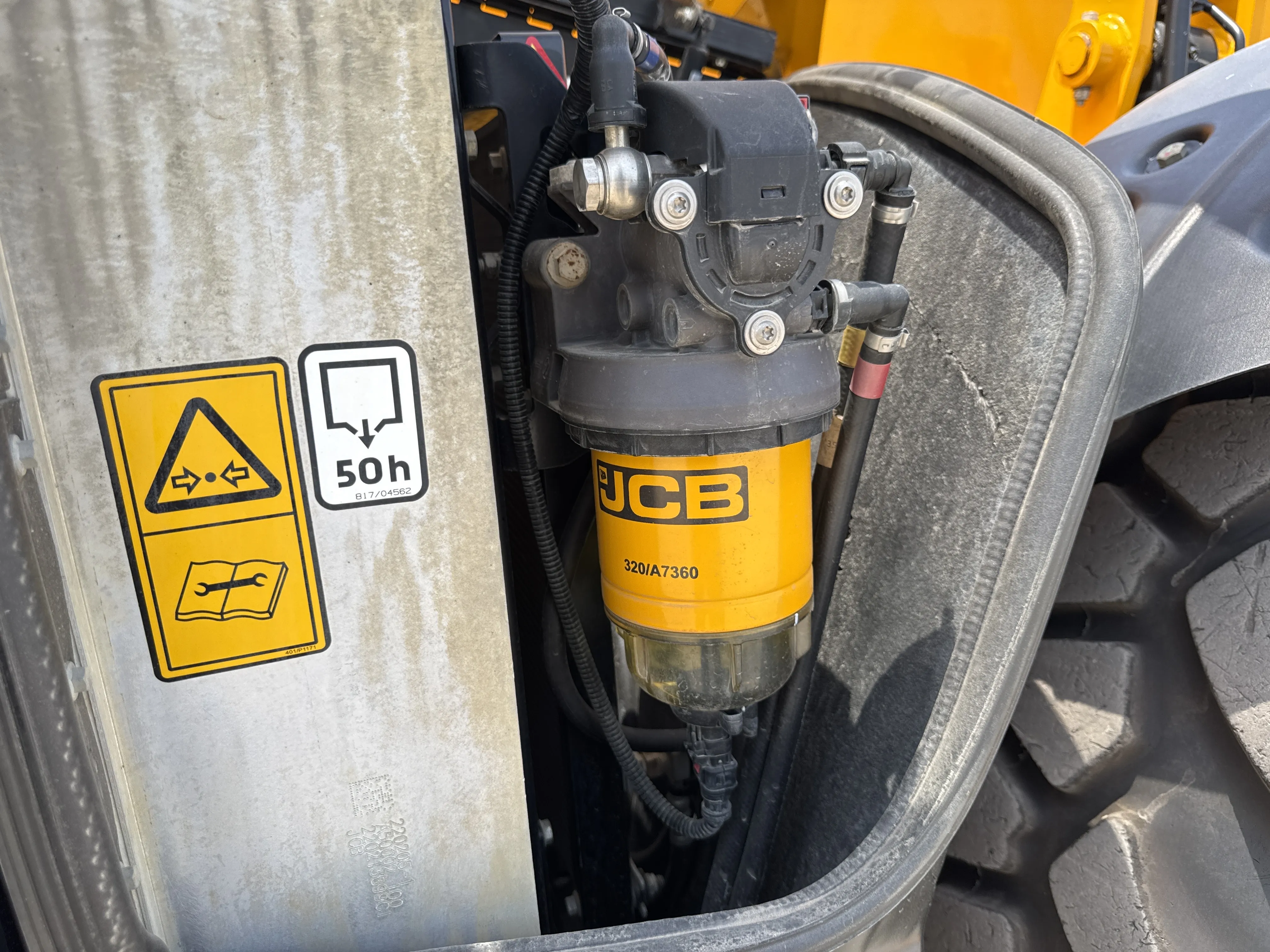 THM-002-JCB-540-170-telehandler-inspection-engine-fuel-leaks-1