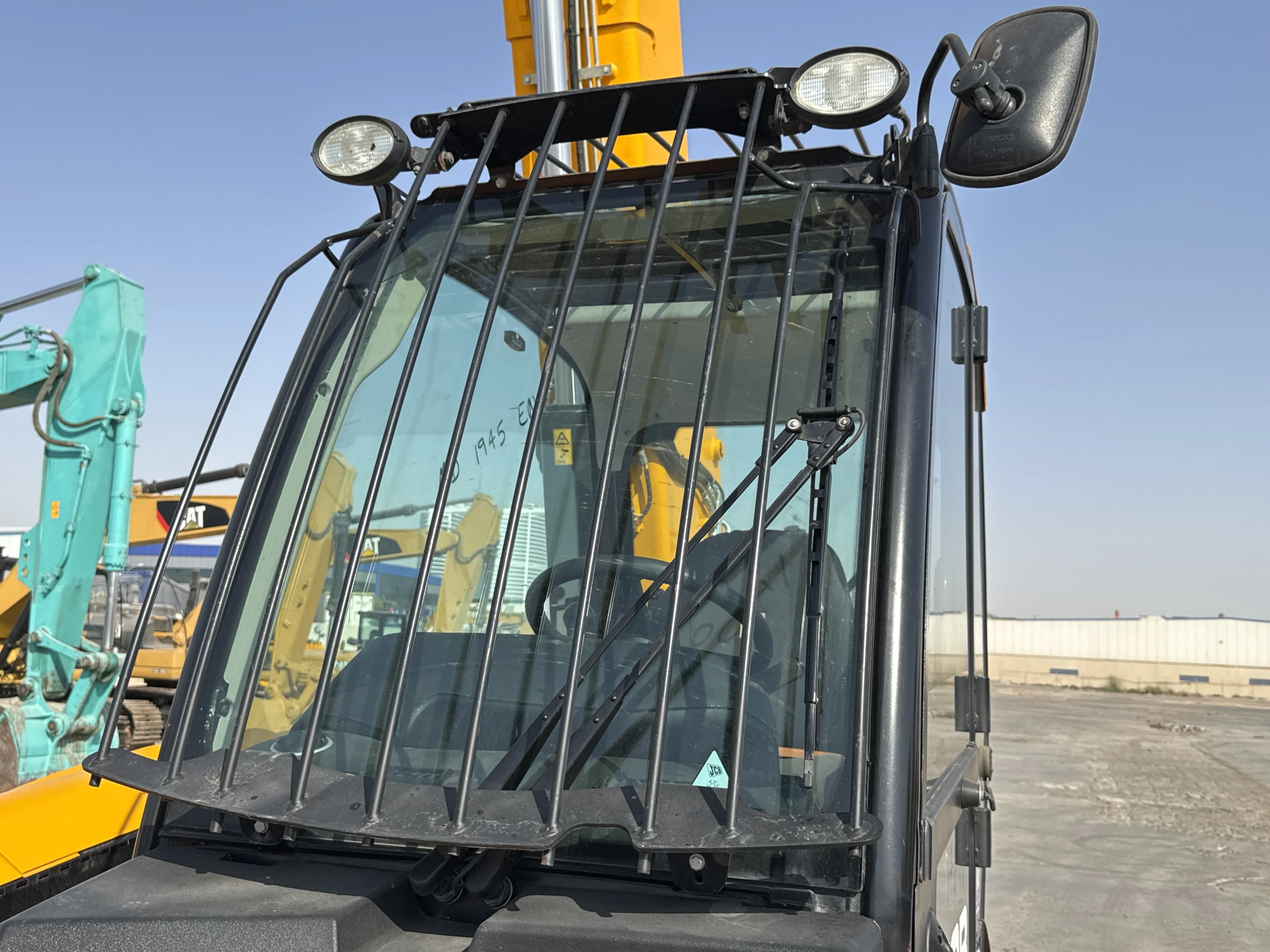THM-002-JCB-540-170-telehandler-inspection-safety-rollover-protective-structure-ROPS-FOPS-3
