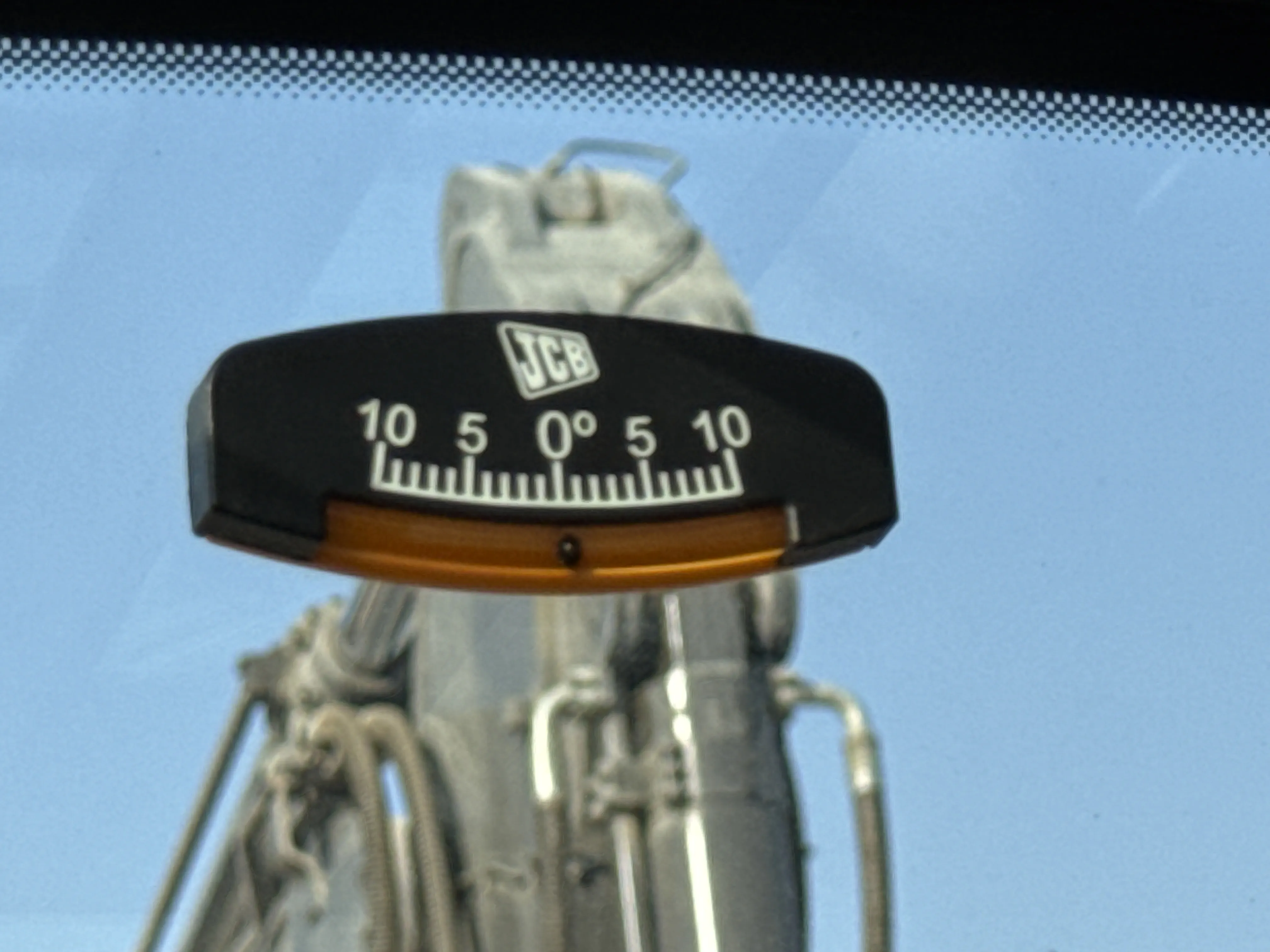 THM-002-JCB-540-170-telehandler-inspection-safety-frame-level-indicator-1