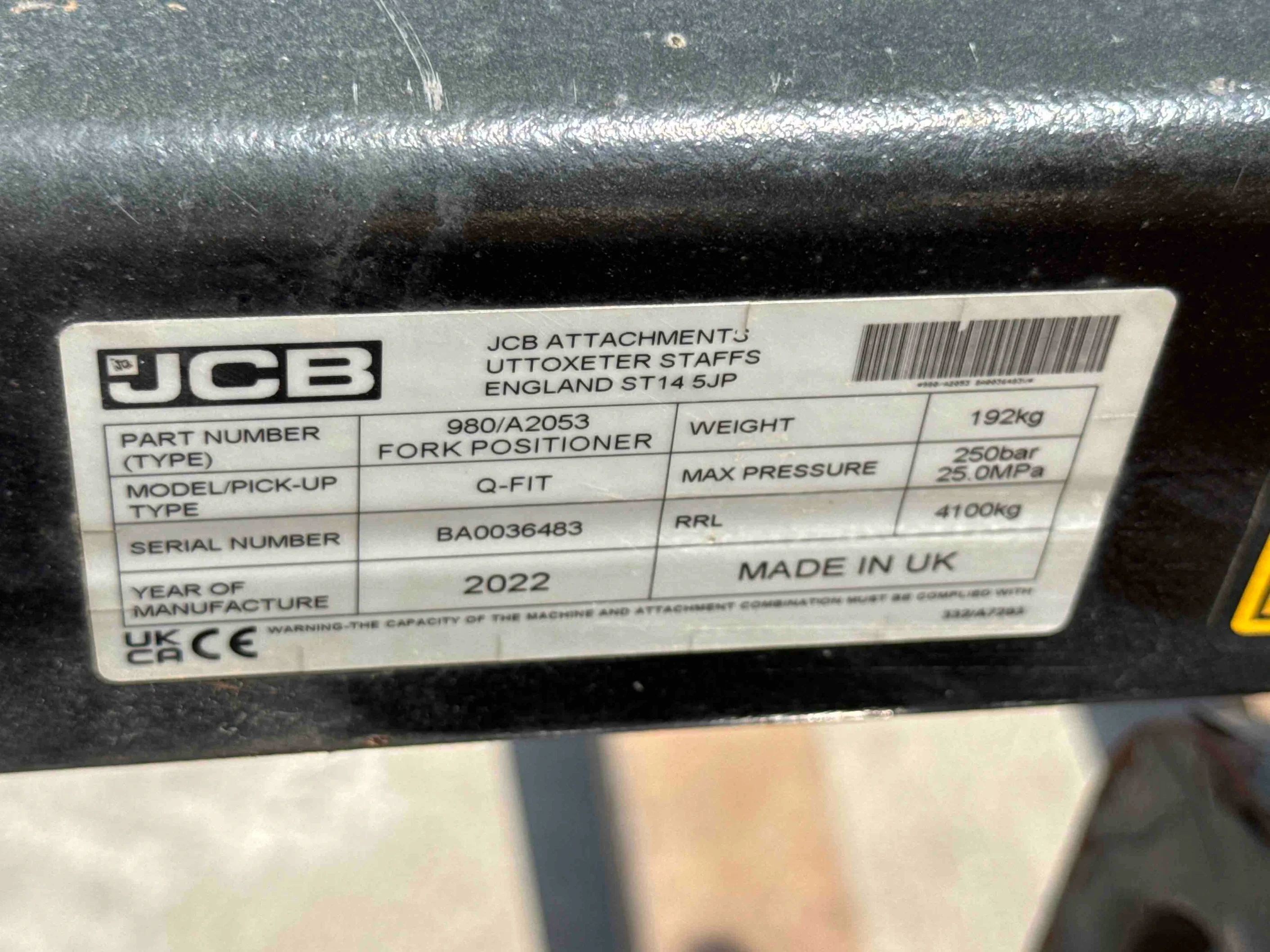 THM-002-JCB-540-170-telehandler-inspection-attachments-lifting-attachment-3