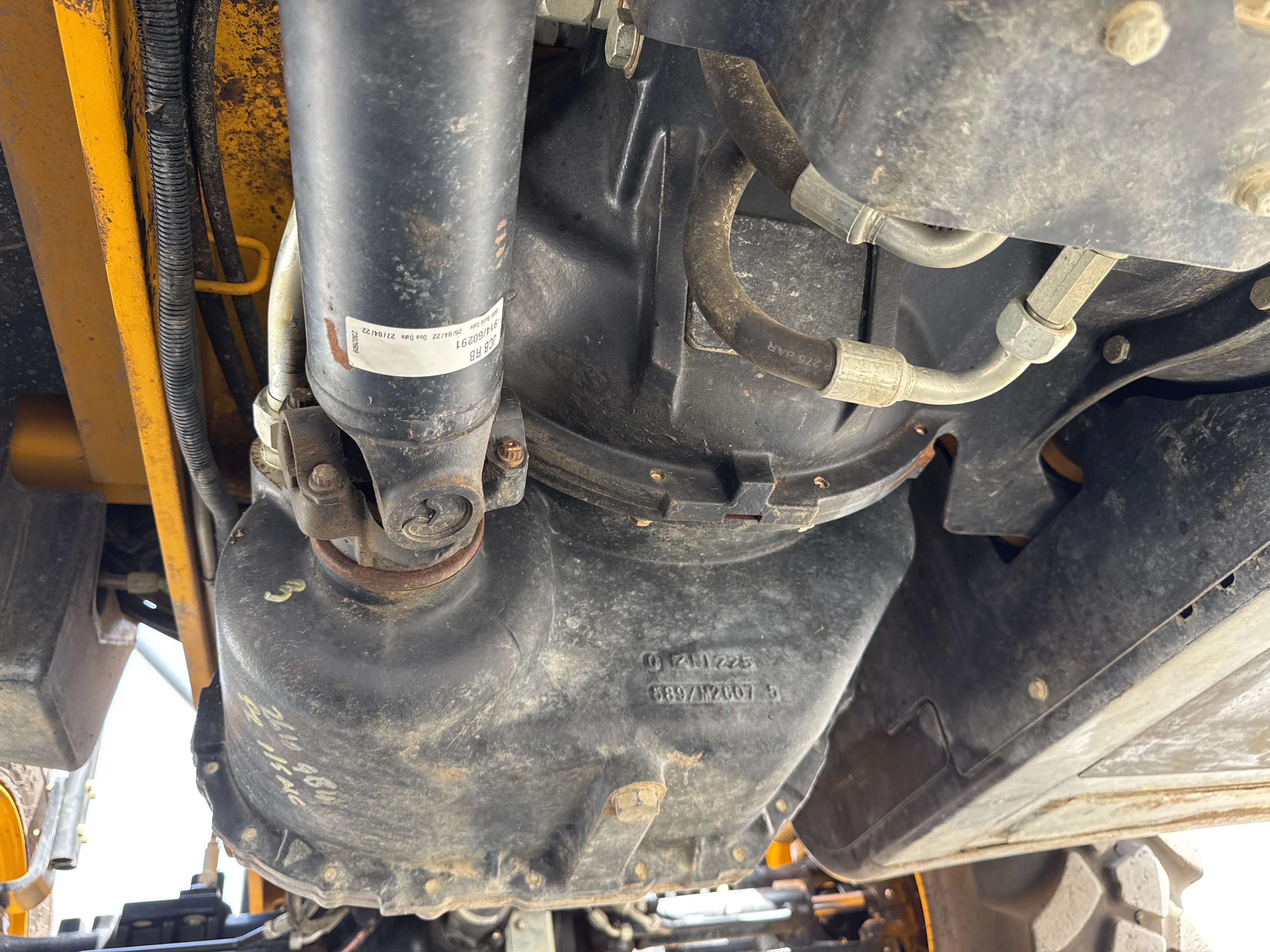 THM-002-JCB-540-170-telehandler-inspection-drive-system-transmission-case-3