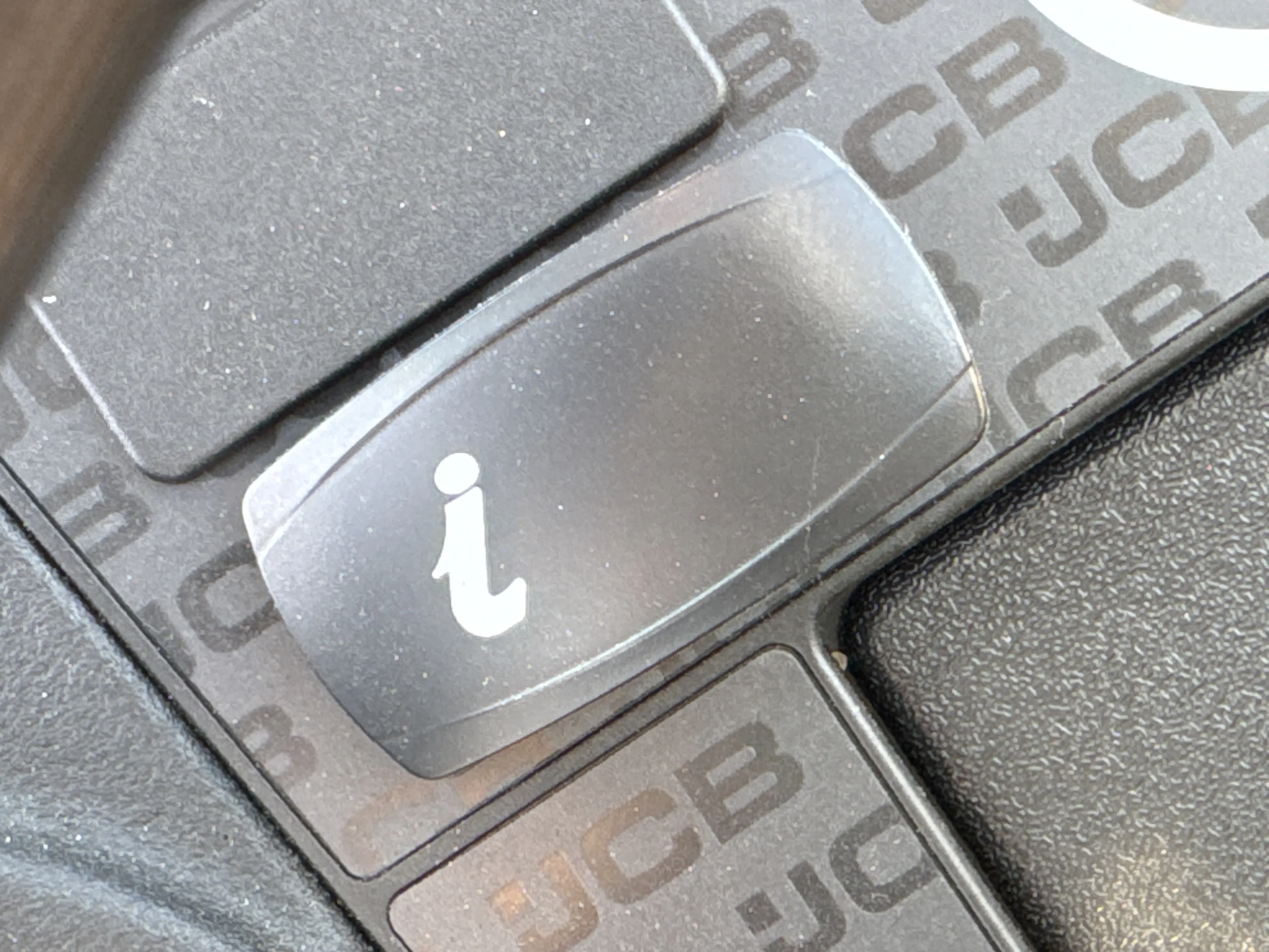 THM-002-JCB-540-170-telehandler-inspection-cabin-instrument-cluster-1
