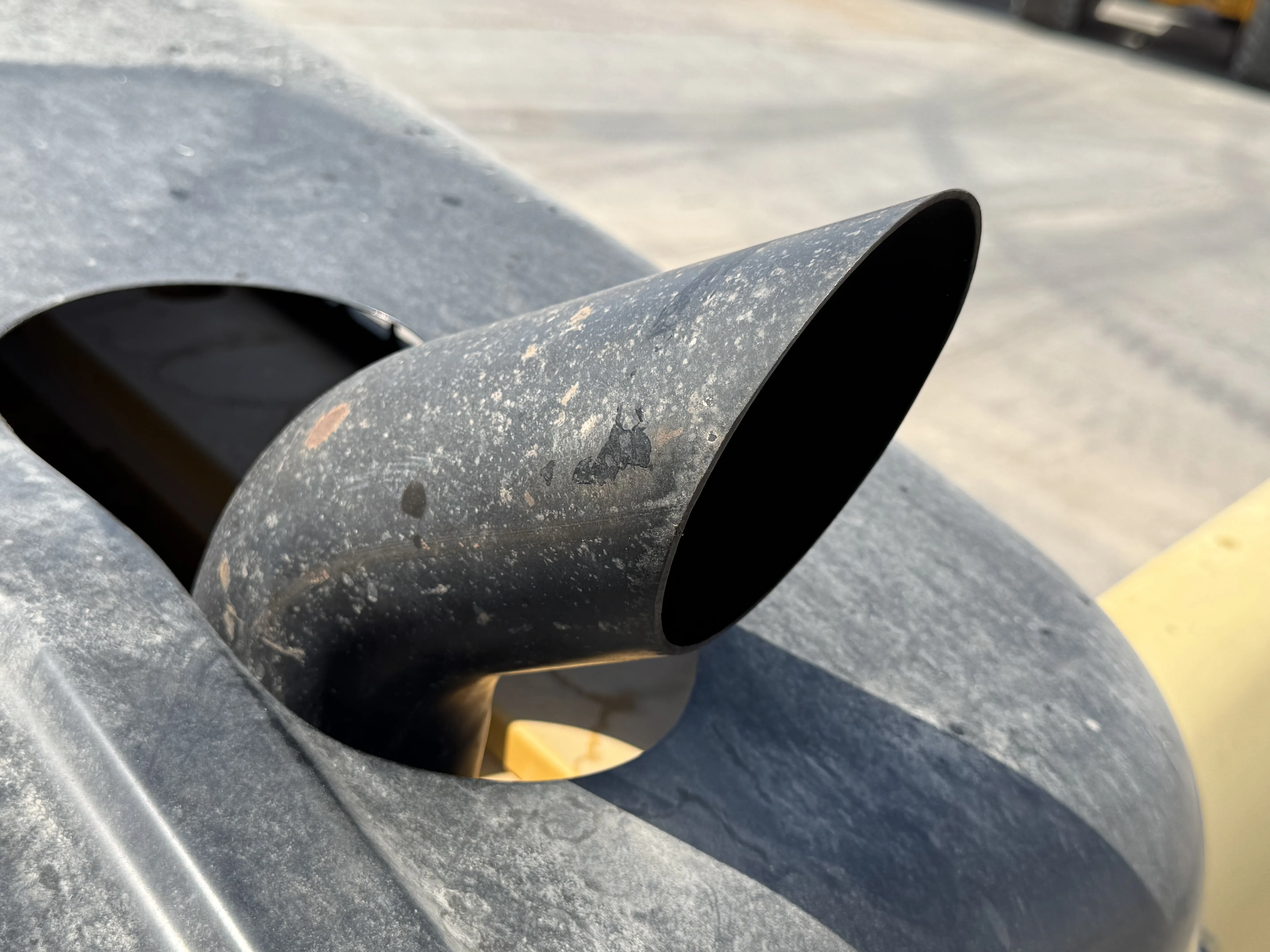 MDX-001-Cat-323D3-medium-excavator-inspection-engine-exhaust-system-3
