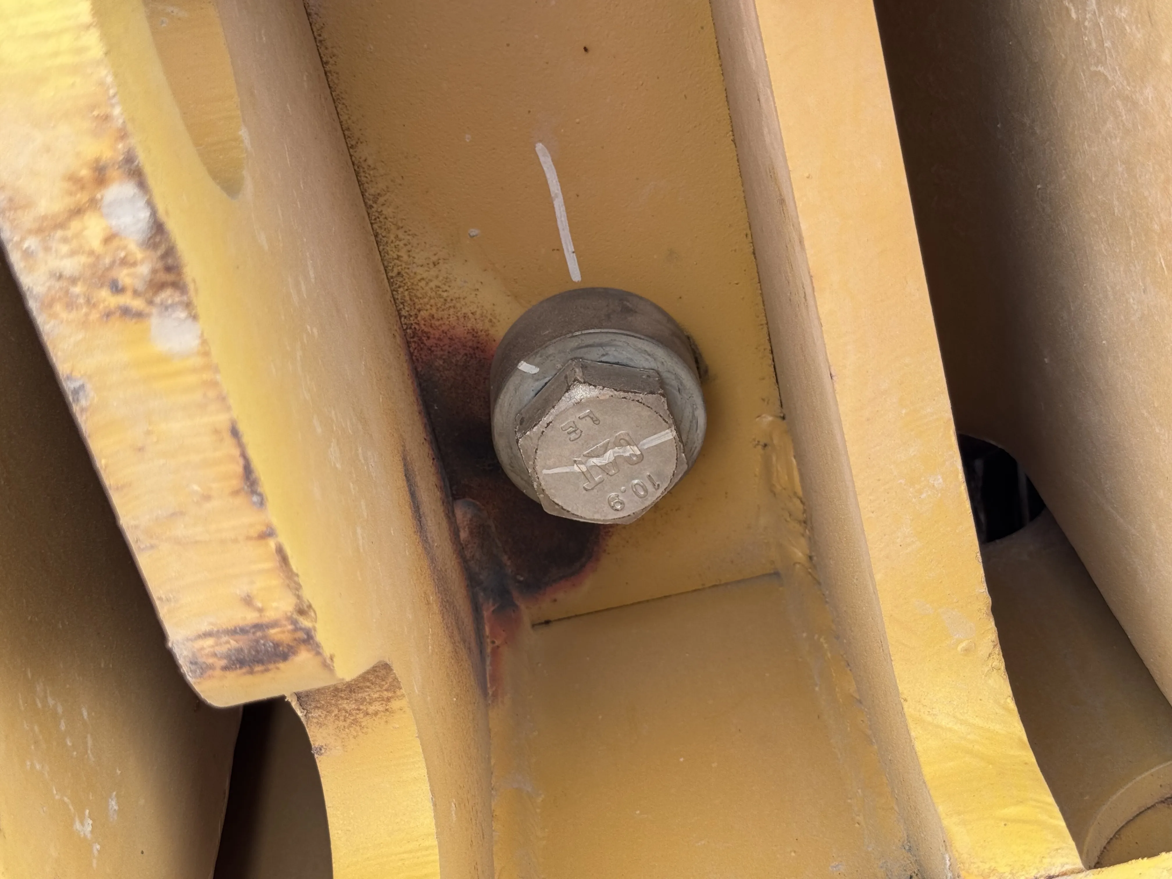 MDX-001-Cat-323D3-medium-excavator-inspection-safety-counter-weight-bolts-1