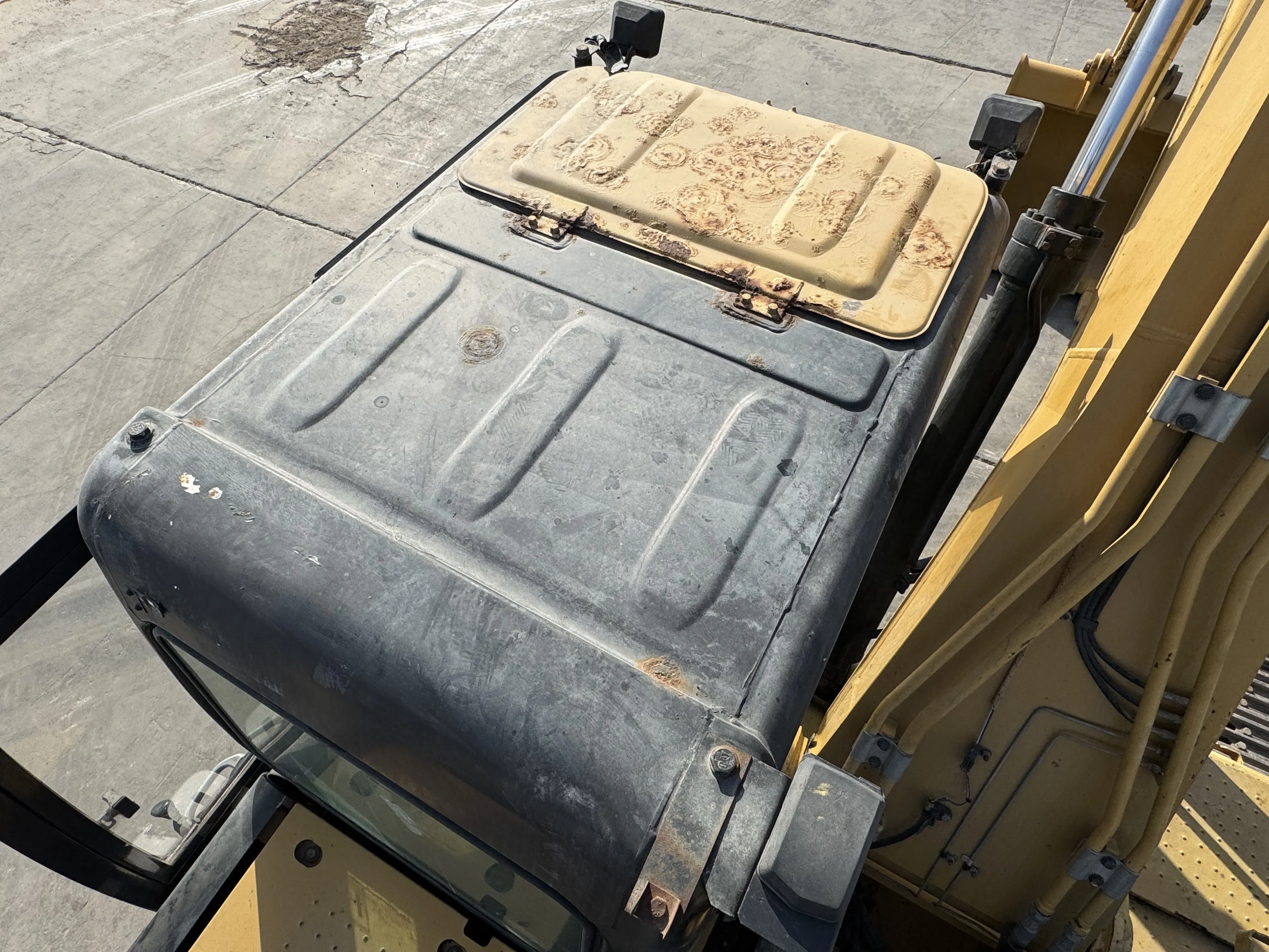 MDX-001-Cat-323D3-medium-excavator-inspection-safety-rollover-protective-structure-ROPS-FOPS-1