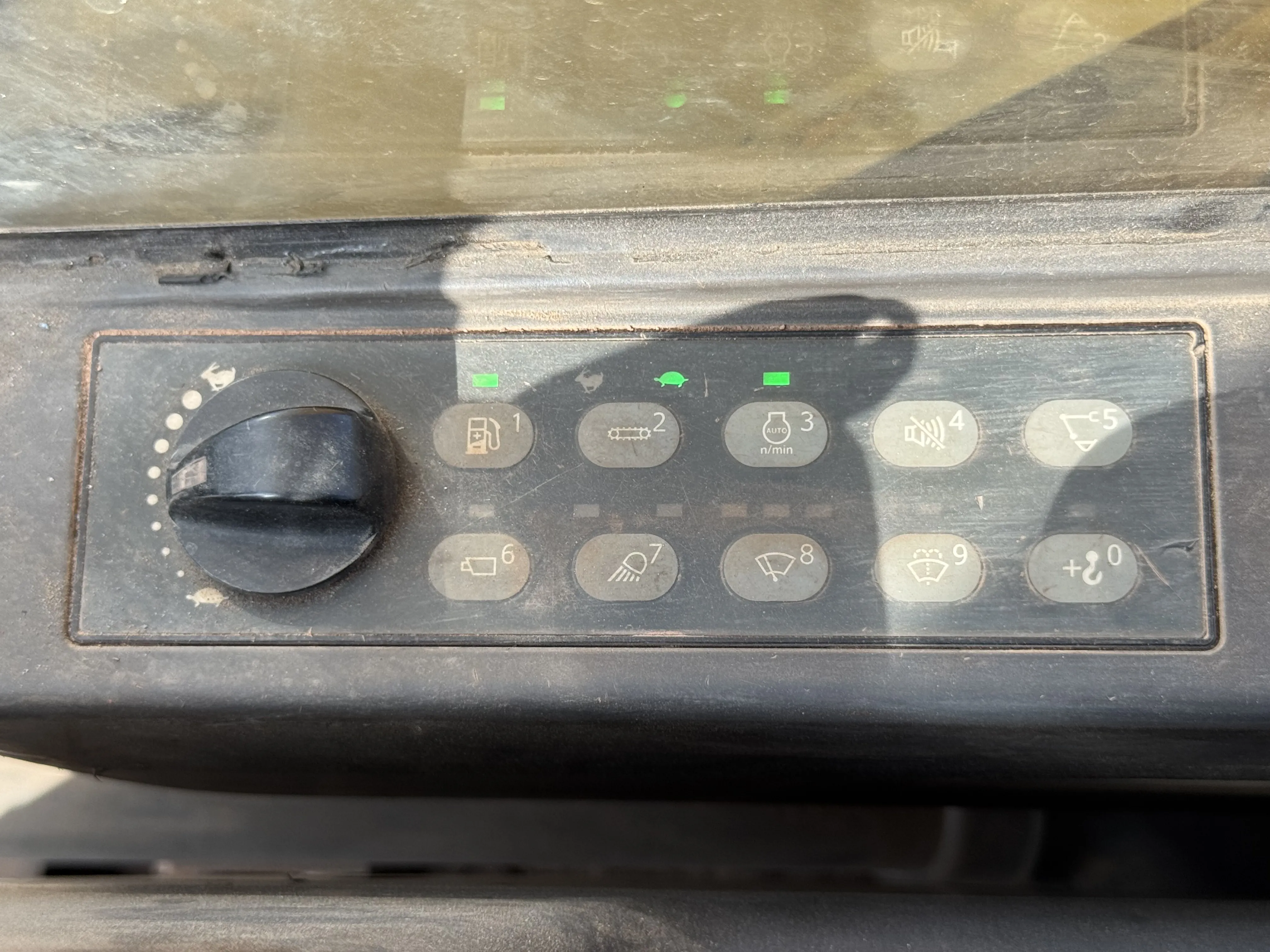 MDX-001-Cat-323D3-medium-excavator-inspection-cabin-electronic-instrument-board-1