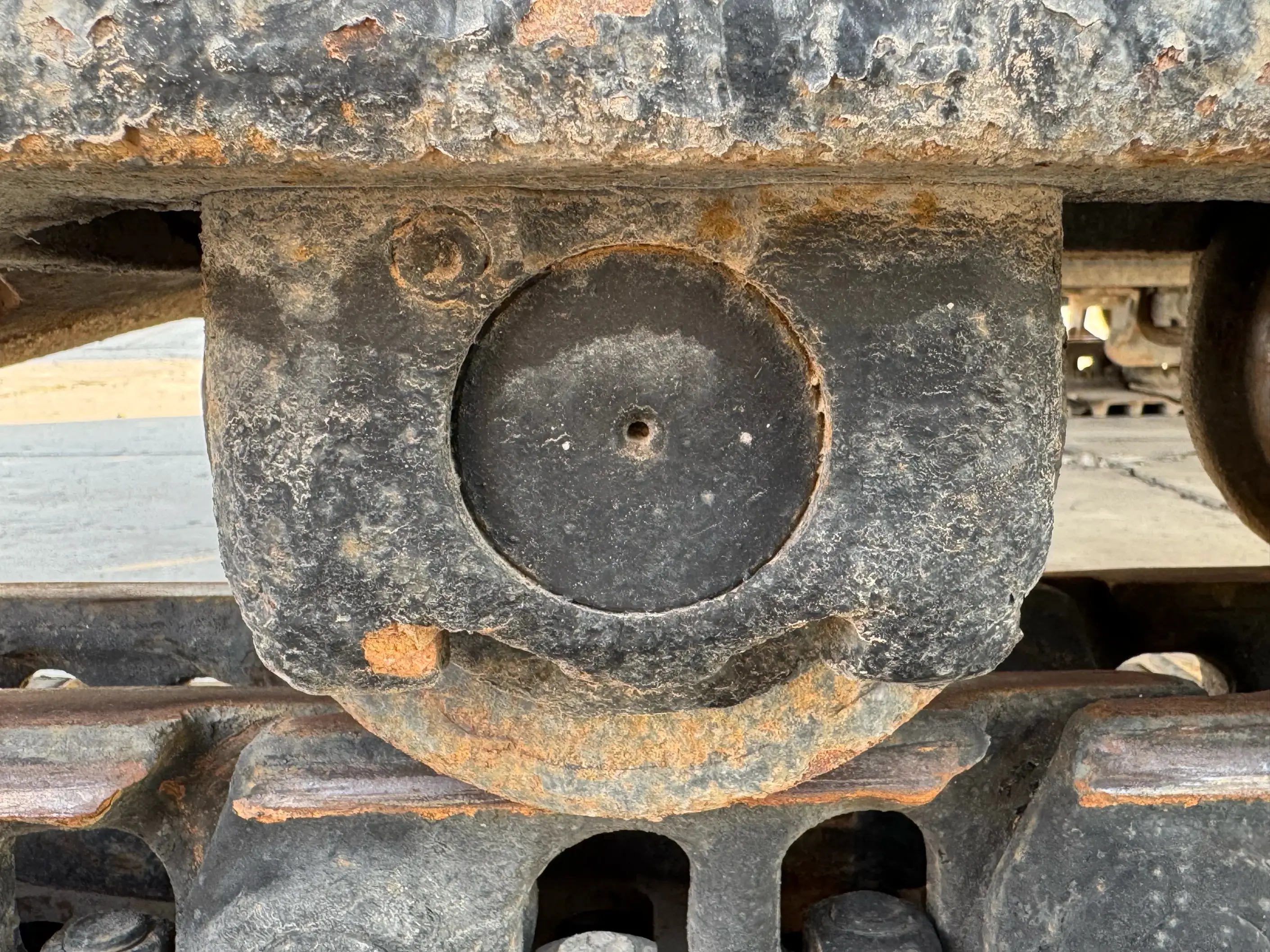MDX-002-Cat-323D3-medium-excavator-inspection-undercarriage-right-track-rollers-6