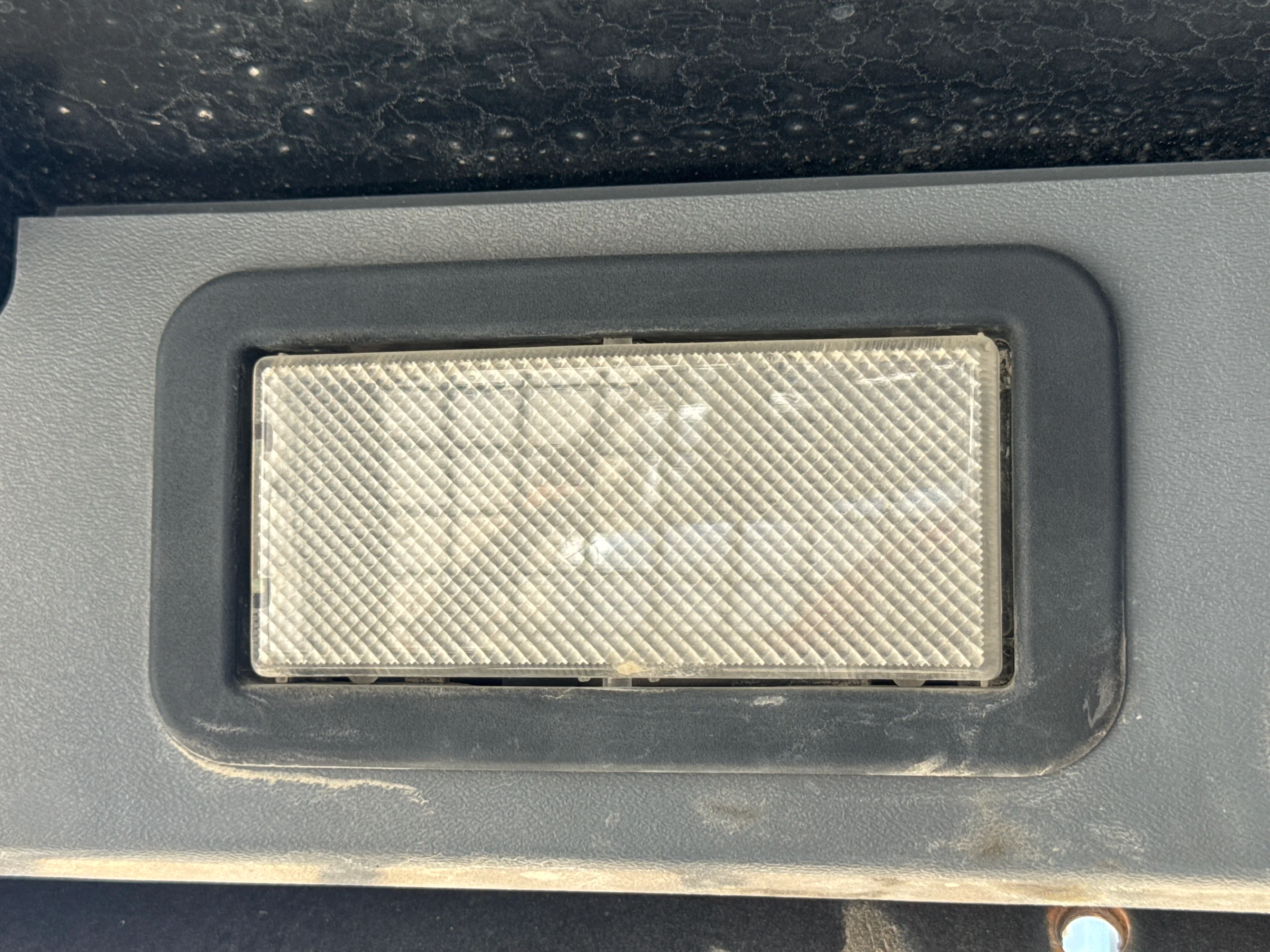 SSL-003-Cat-226B3-skid-steer-loader-inspection-cabin-cabin-light-1