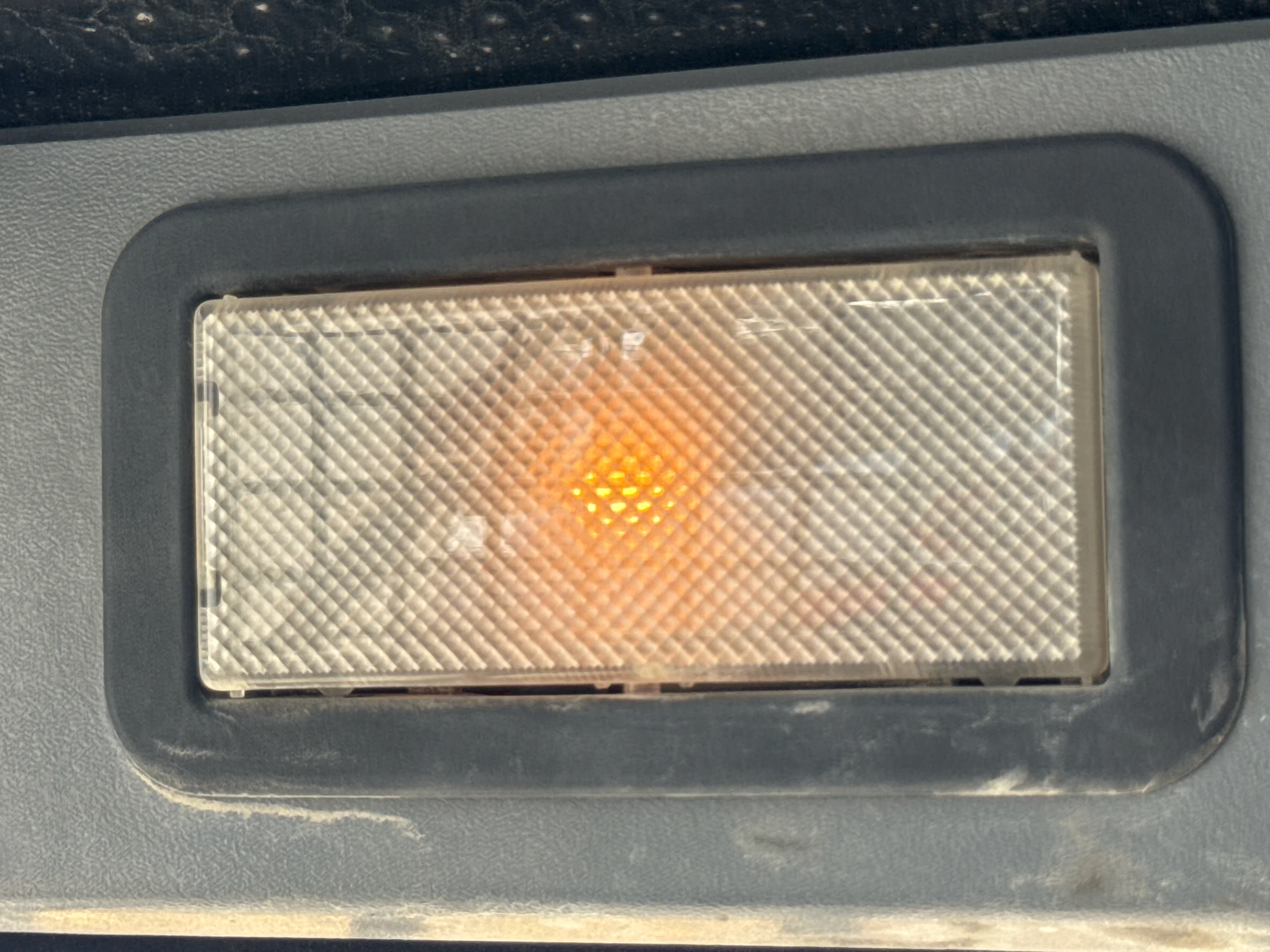 SSL-003-Cat-226B3-skid-steer-loader-inspection-cabin-cabin-light-2