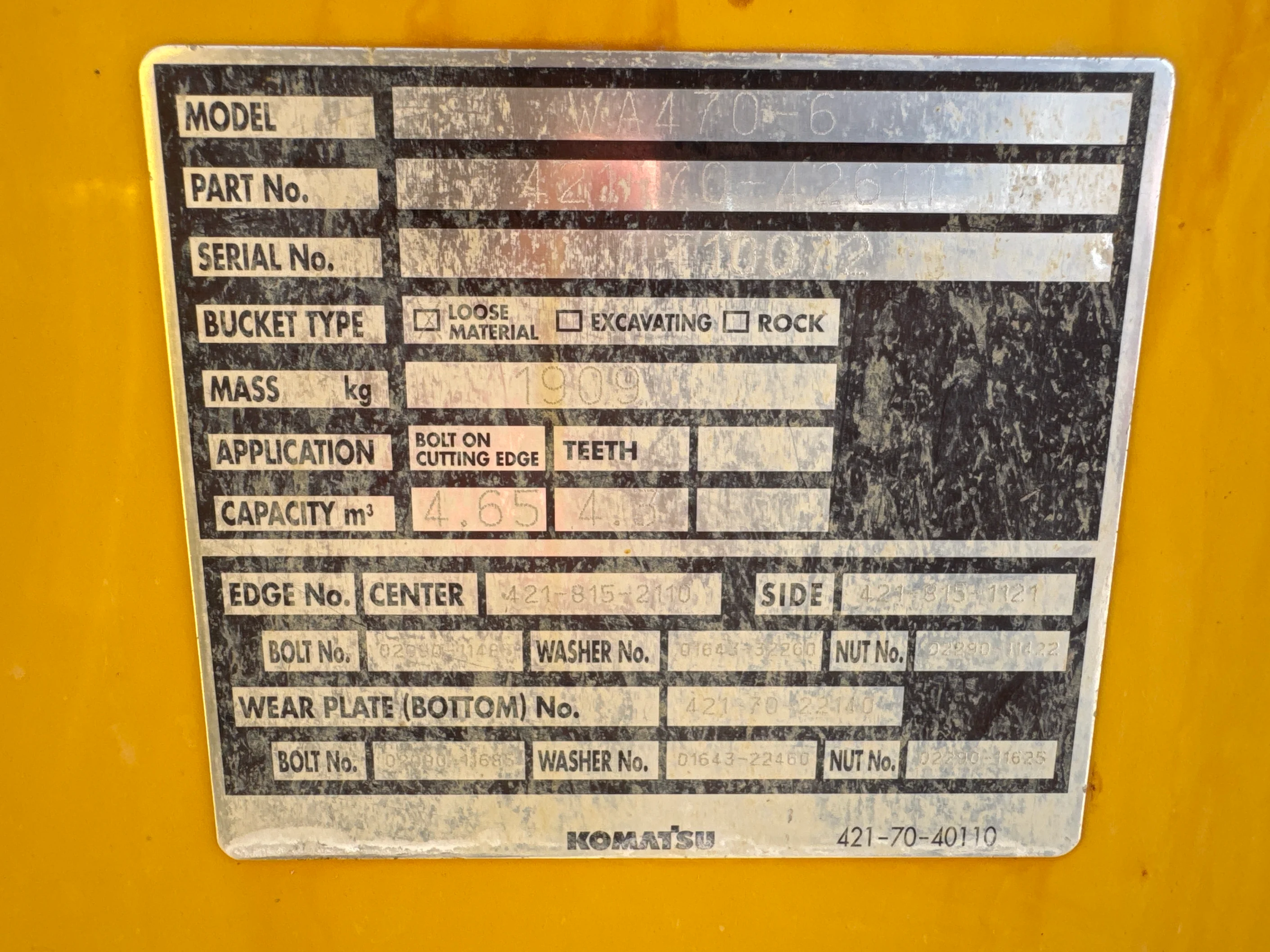 WHL-001-Komatsu-WA470-6R-wheel-loader-inspection-attachments-loader-bucket-condition-4