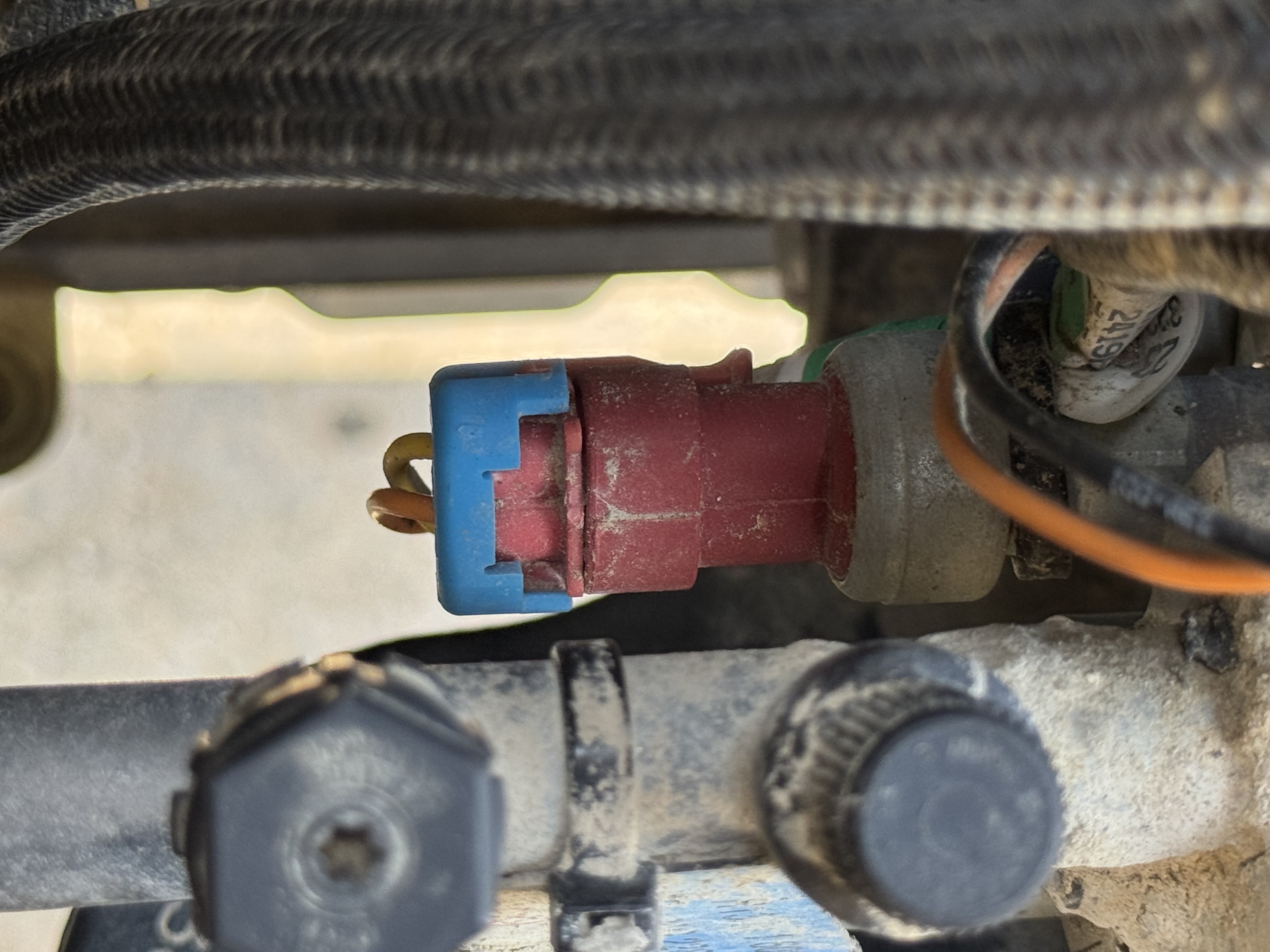 BHL-002- Cat-428-backhoe-loader-inspection-electronic-main-harness-9