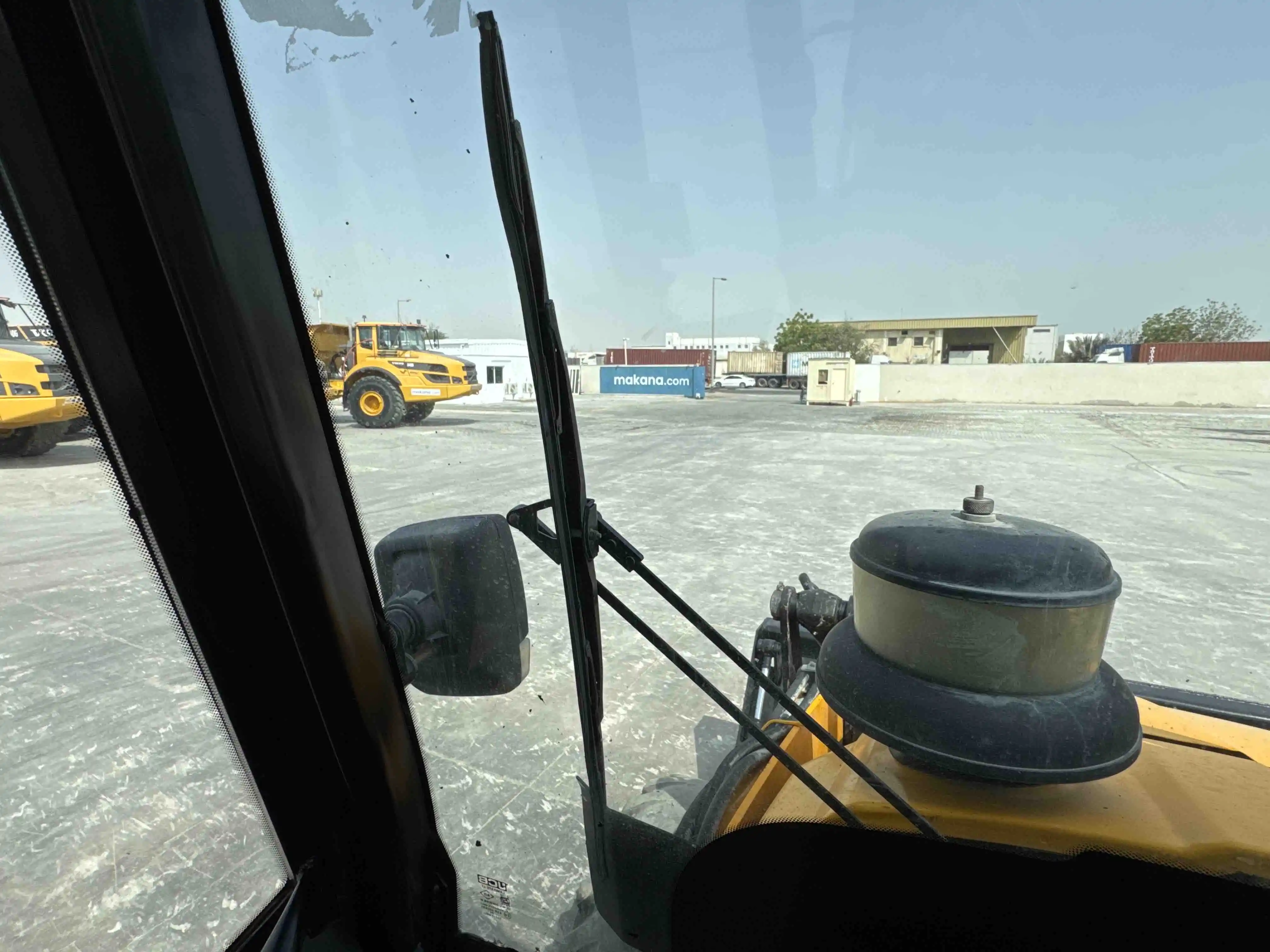 BHL-004-JCB-3DX-Plus-backhoe-loader-inspection-electronic-wipers