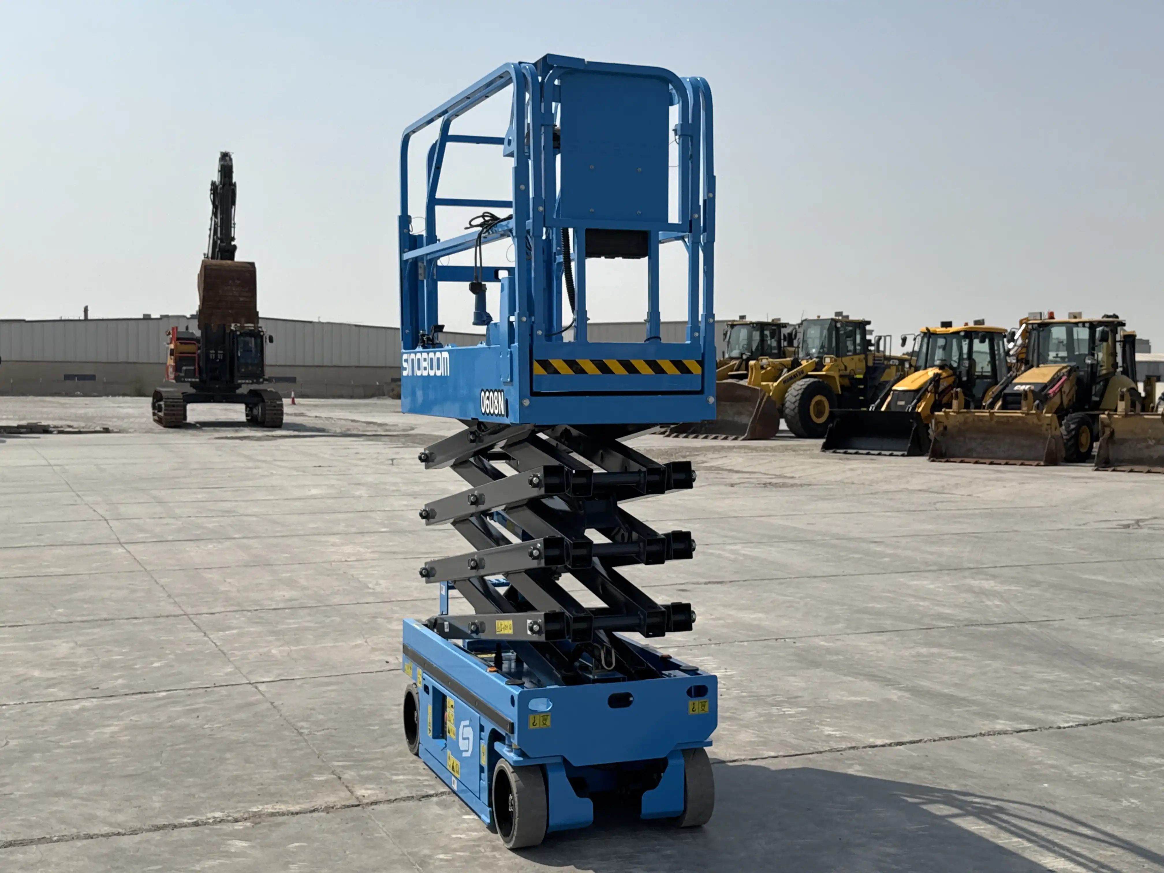 SLA-001-Sinoboom-0608N-electric-scissor-lift-inspection-structure-paint