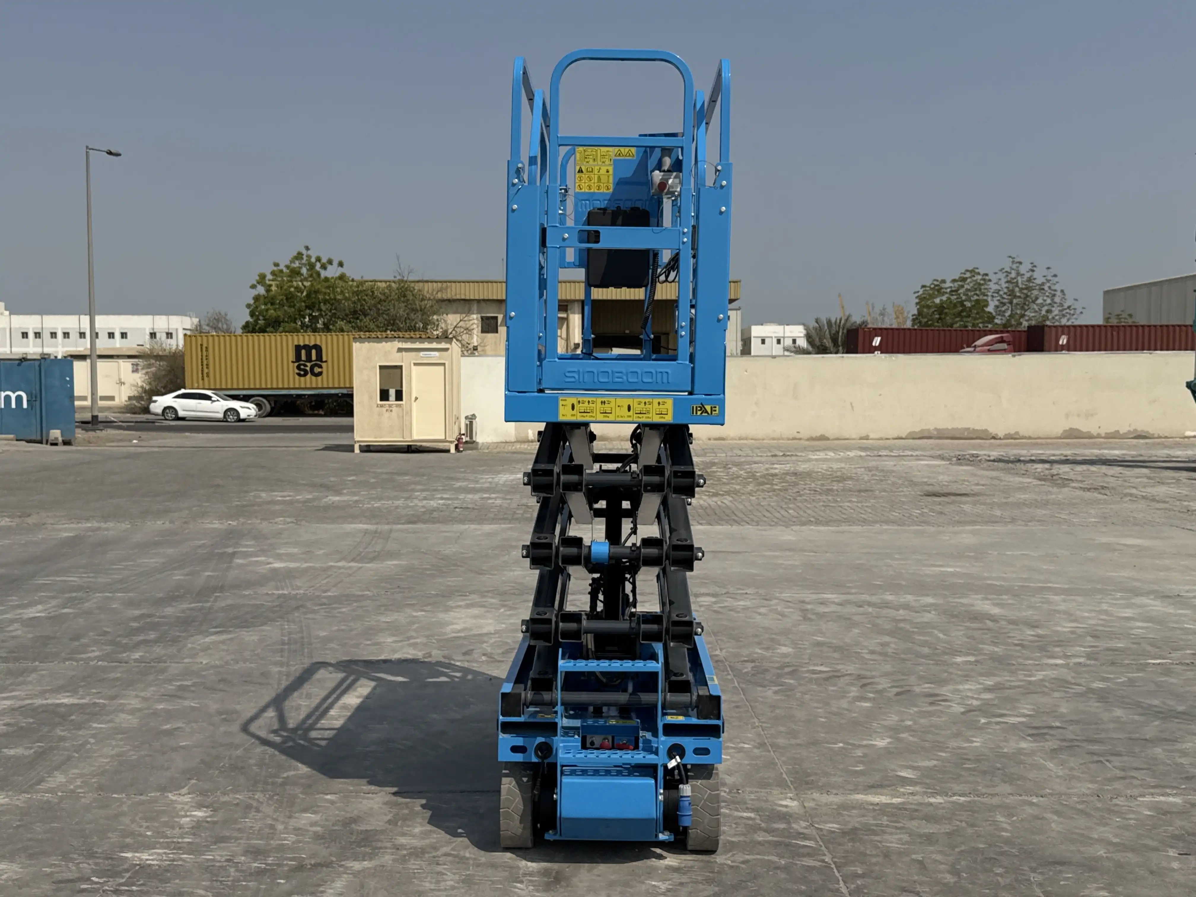SLA-001-Sinoboom-0608N-electric-scissor-lift-inspection-structure-paint