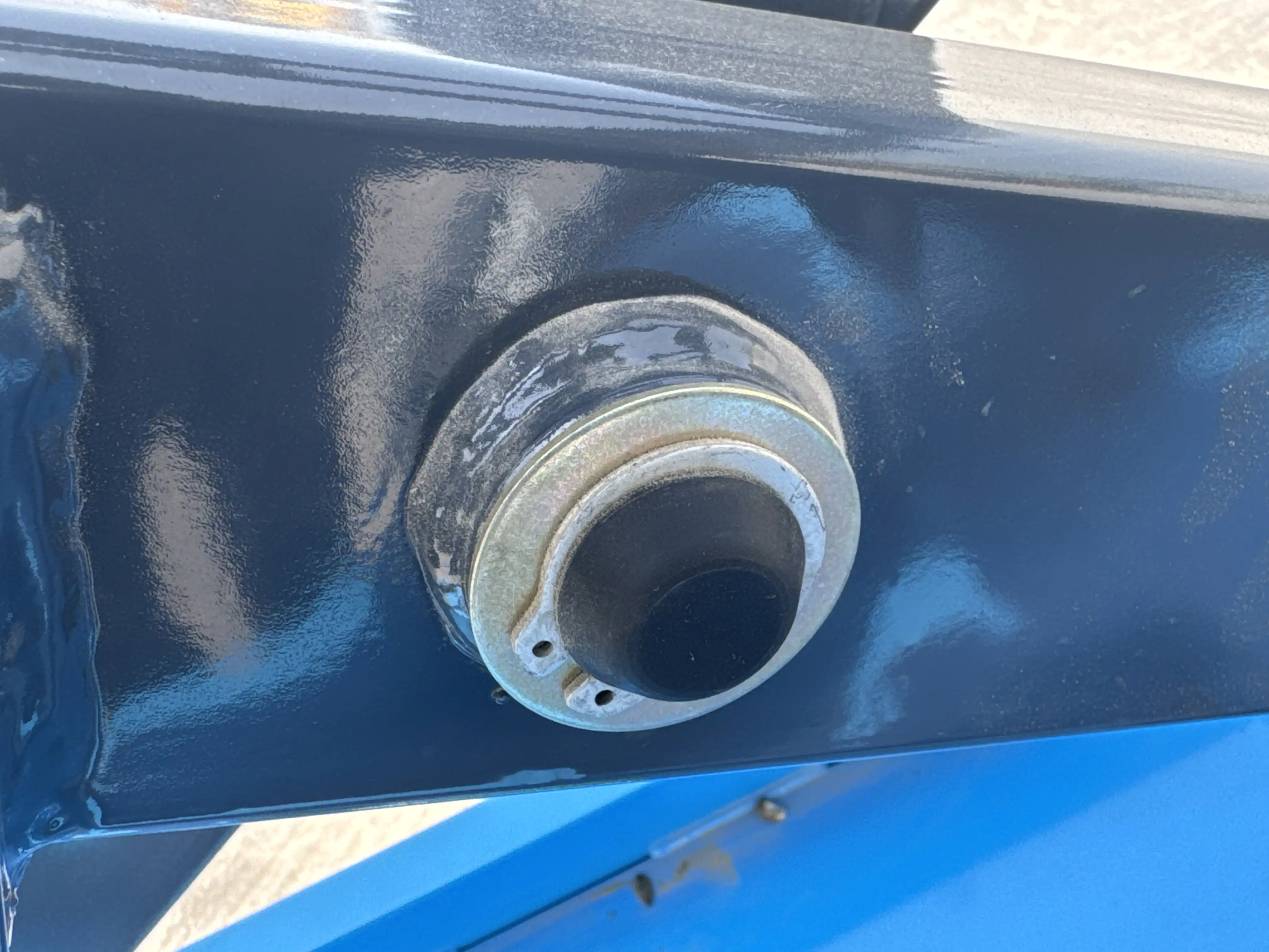 SLA-001-Sinoboom-0608N-electric-scissor-lift-inspection-structure-pin-connections