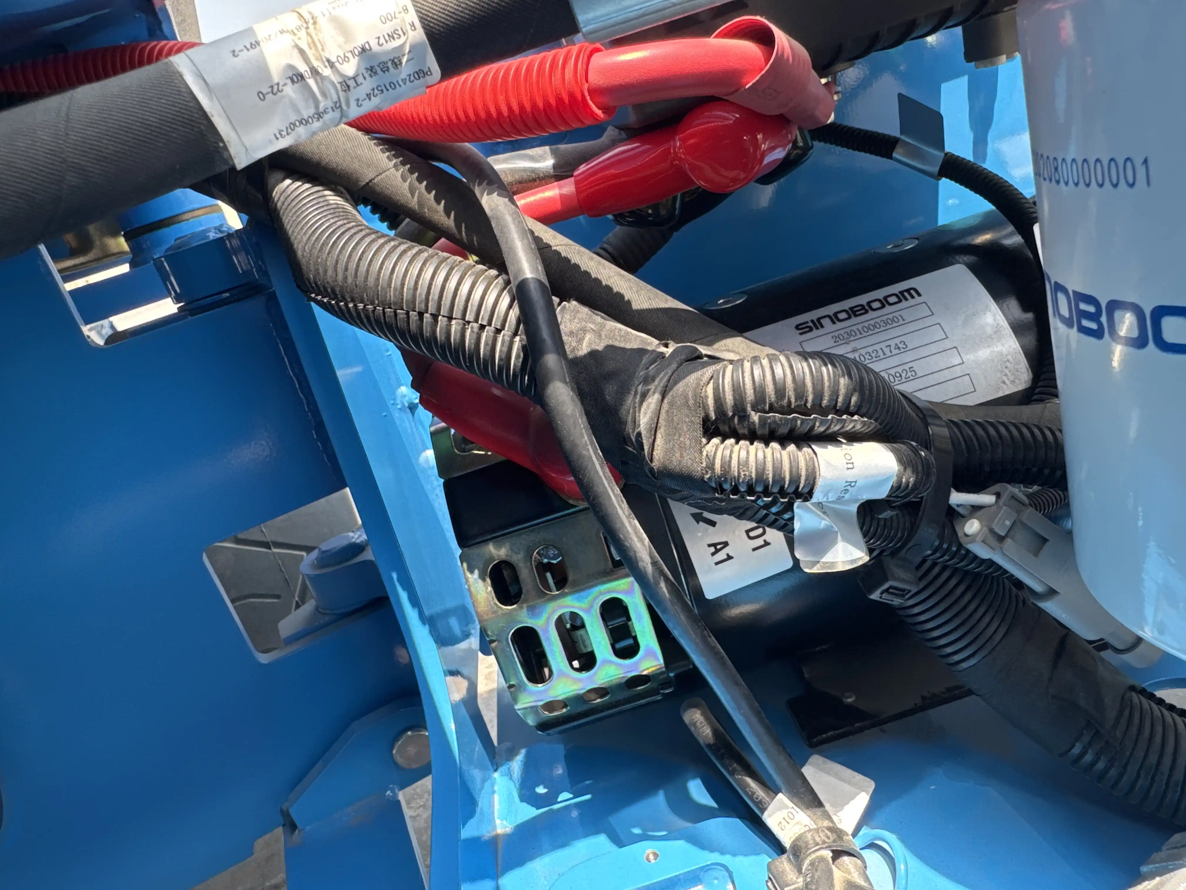 SLA-001-Sinoboom-0608N-electric-scissor-lift-inspection-electronics-main-harness
