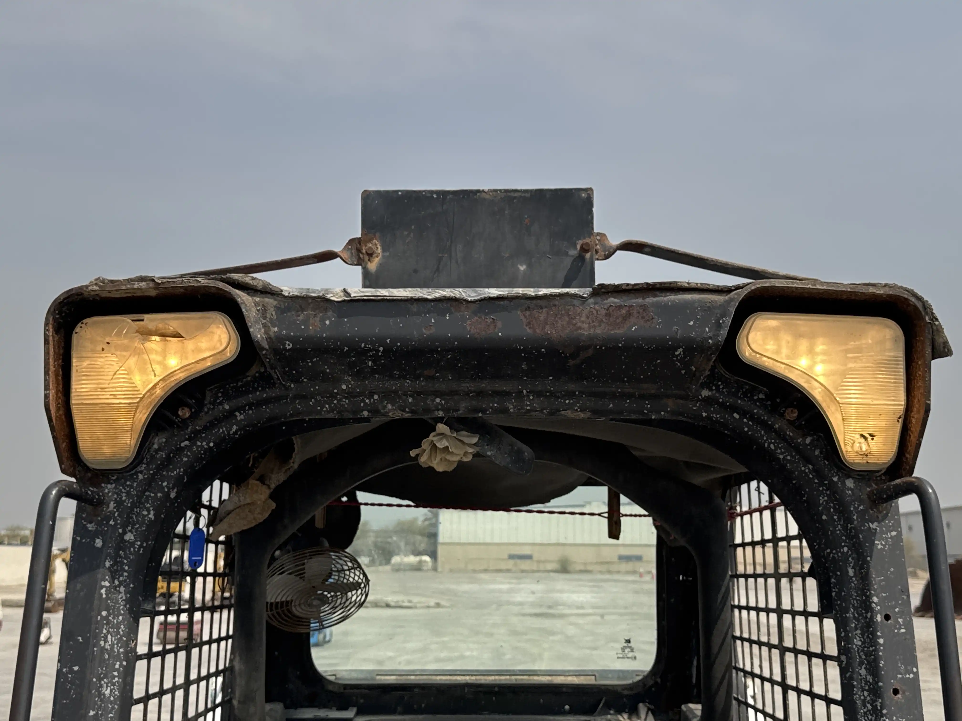 SSL-010-Bobcat-S450-skid-steer-loader-inspection-electronics-lights-and-signals