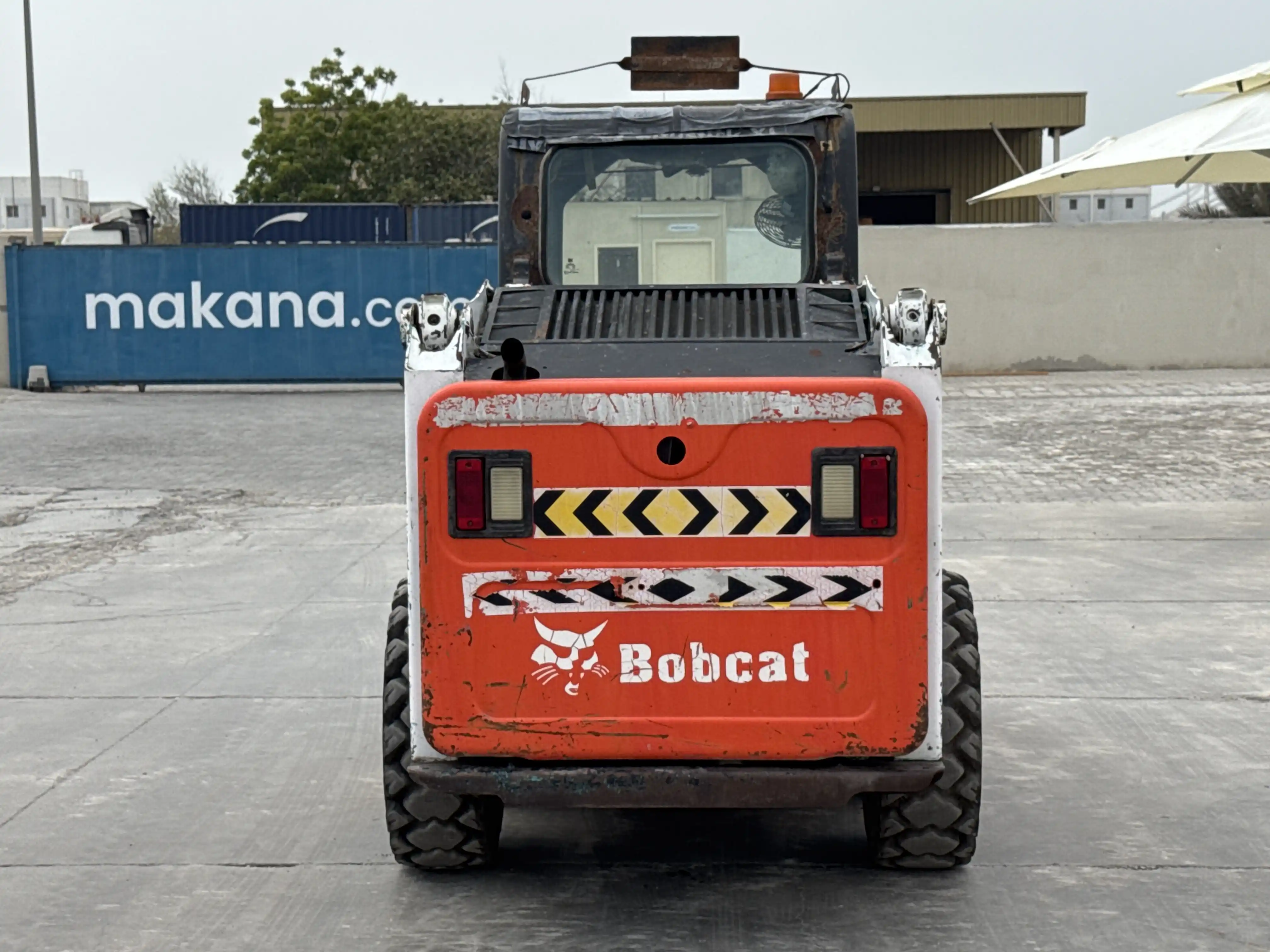 SSL-010-Bobcat-S450-skid-steer-loader-inspection-structure-paint
