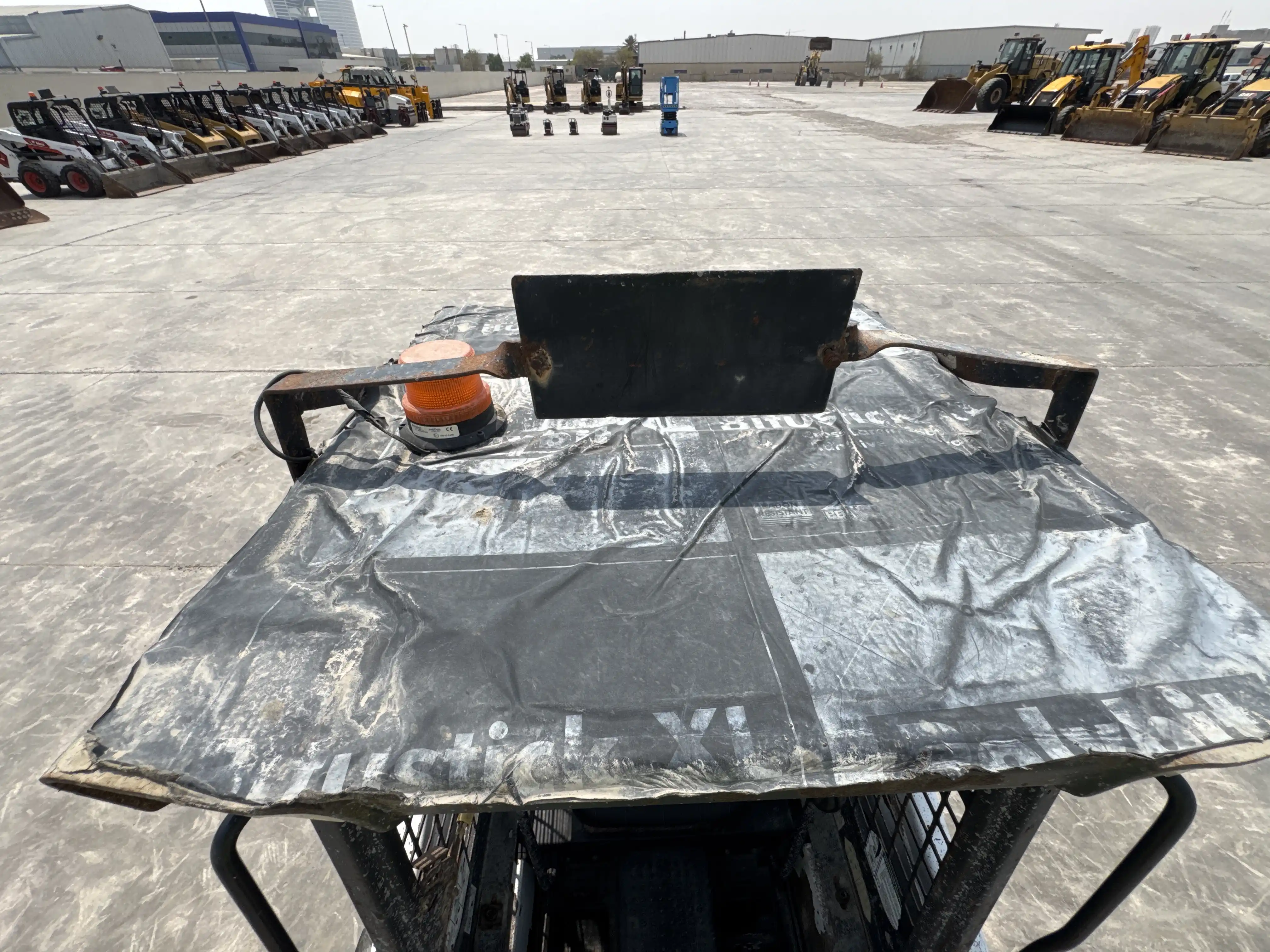 SSL-010-Bobcat-S450-skid-steer-loader-inspection-safety-rollover-protective-structure-ROPS-FOPS
