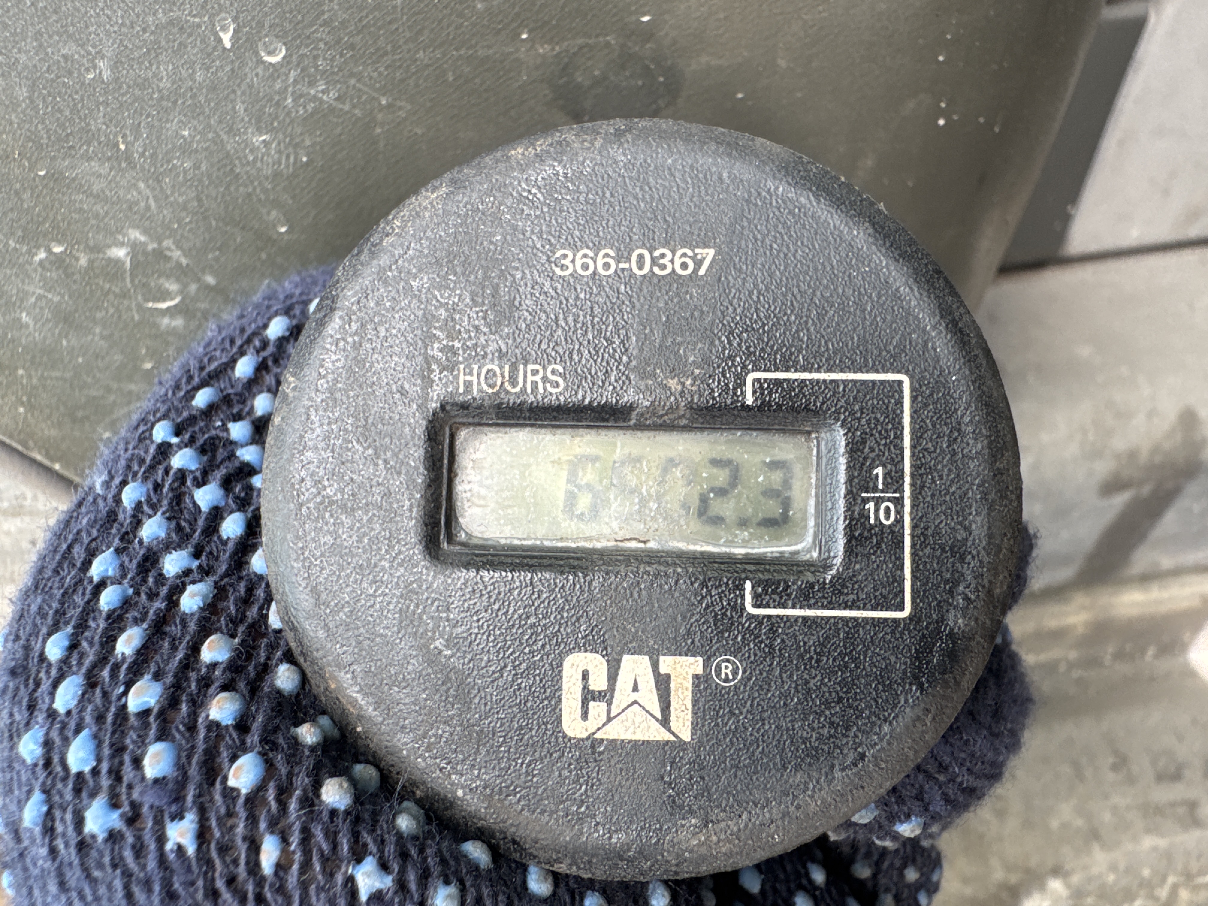 LEX-004-Cat-349D2L-large-excavator-inspection-General-Hour-meter