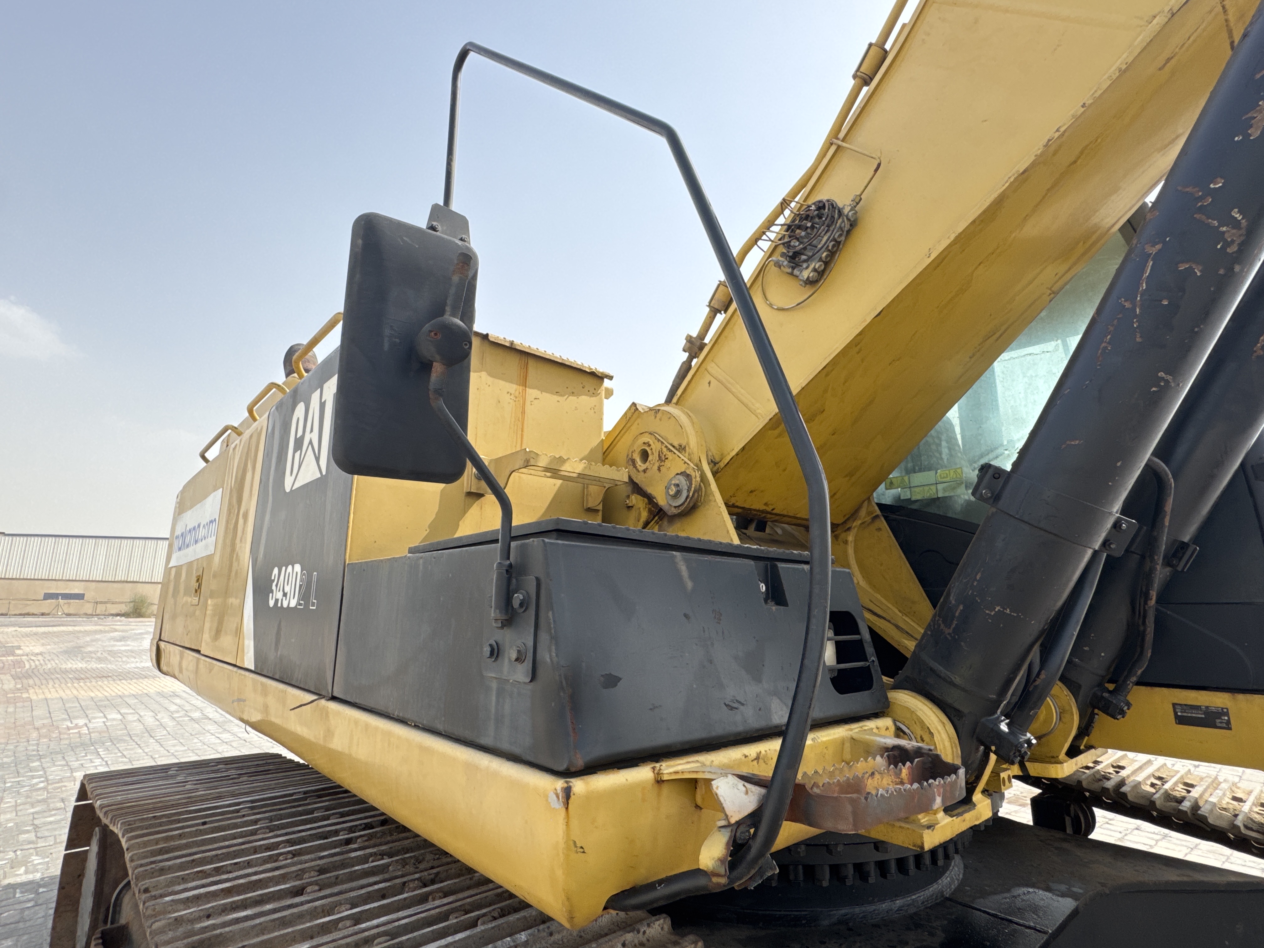LEX-004-Cat-349D2L-large-excavator-inspection-structure-handrails