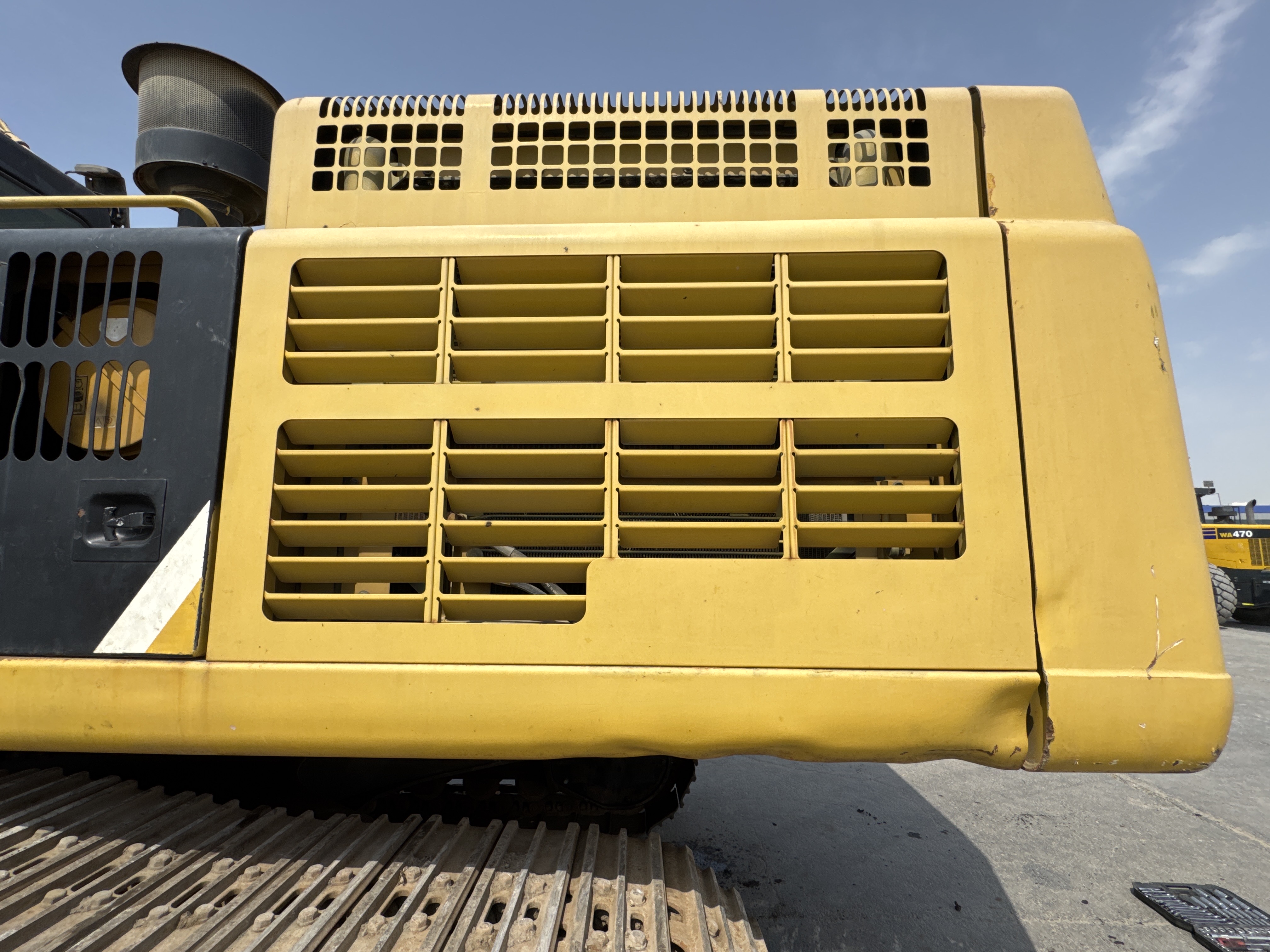 LEX-004-Cat-349D2L-large-excavator-inspection-structure-sheet-metal-fiberglass
