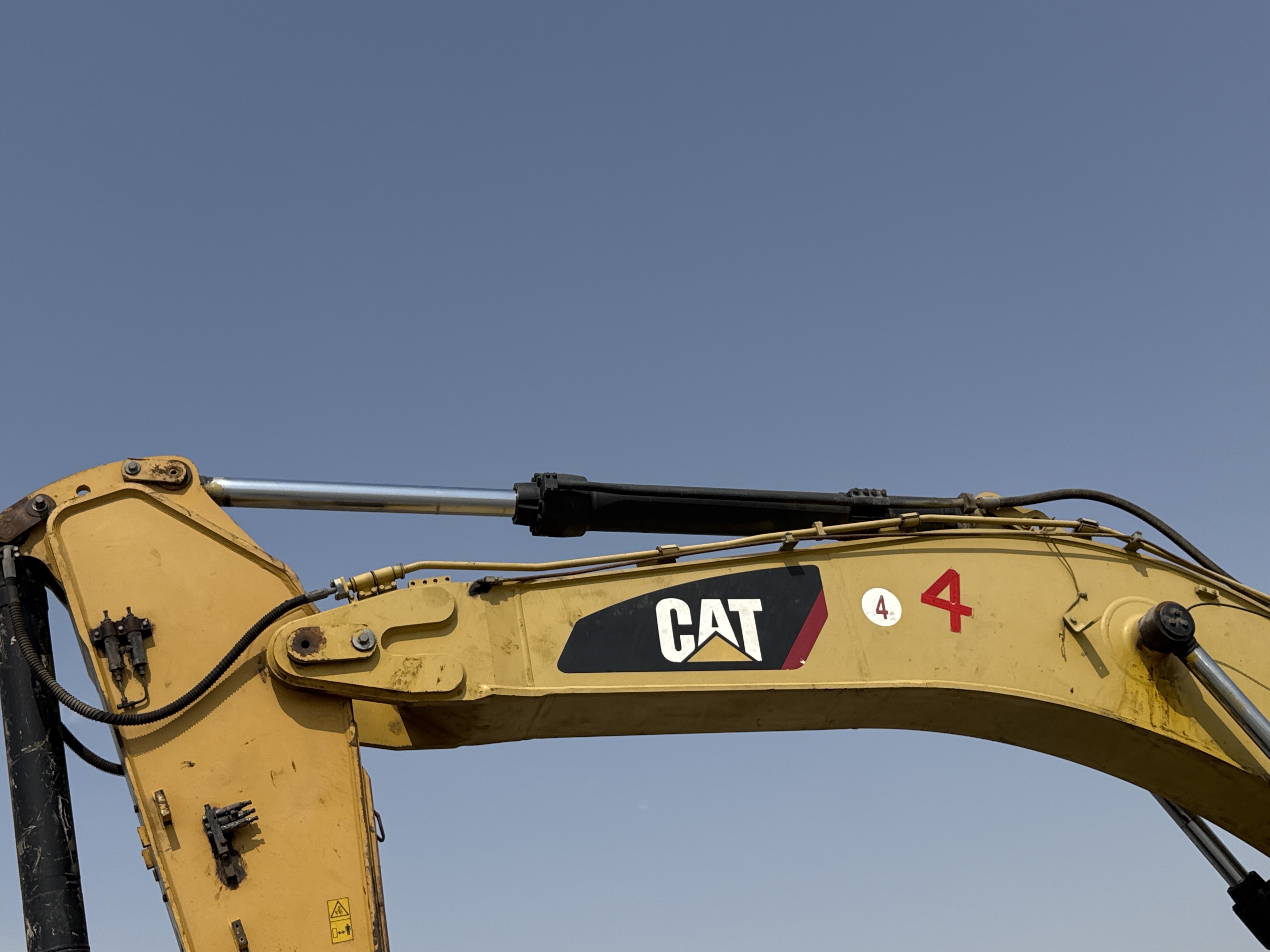 LEX-004-Cat-349D2L-large-excavator-inspection-hydraulics-stick-cylinder