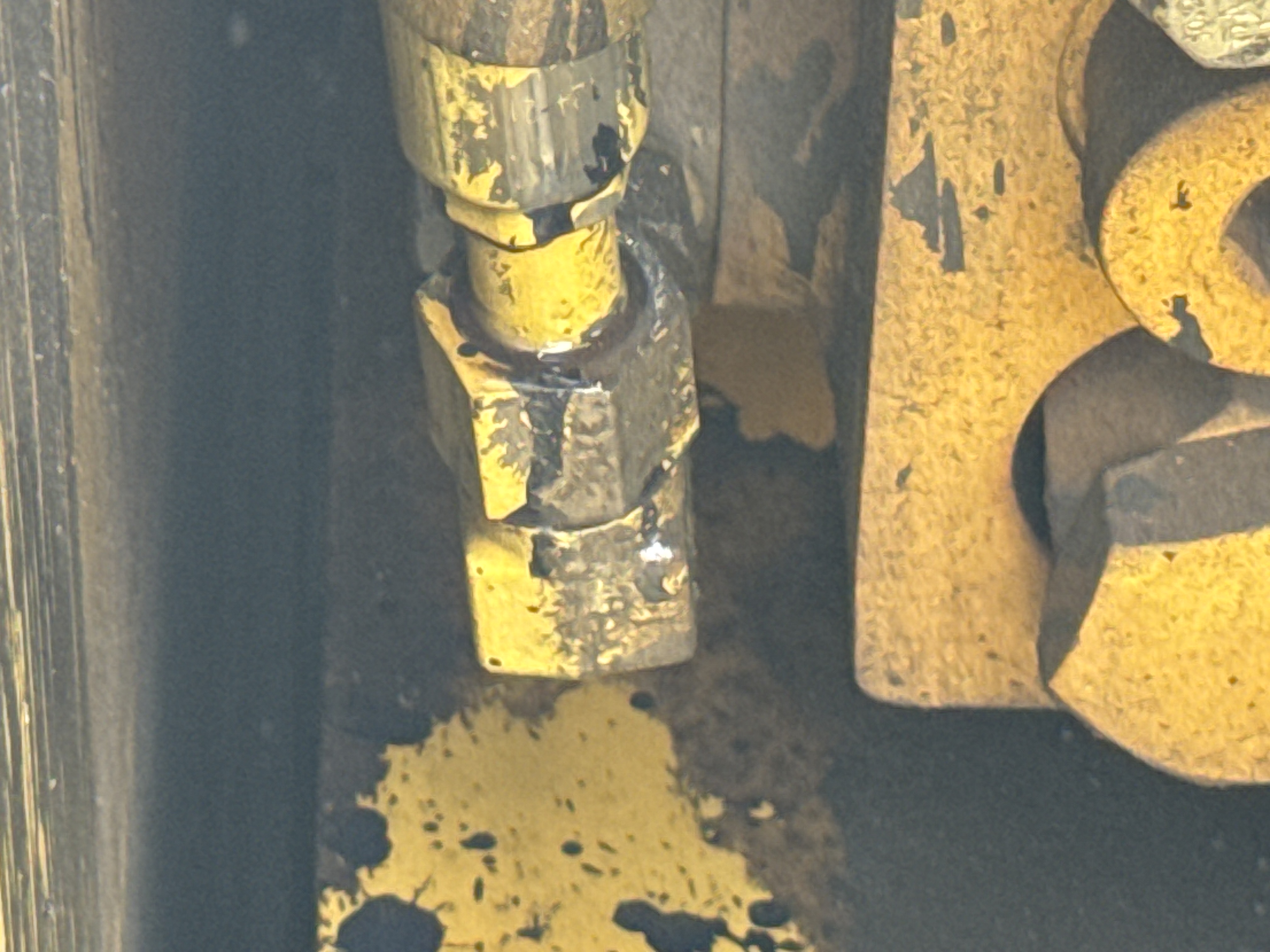 LEX-004-Cat-349D2L-large-excavator-inspection-hydraulics-main-control-valve-MCV