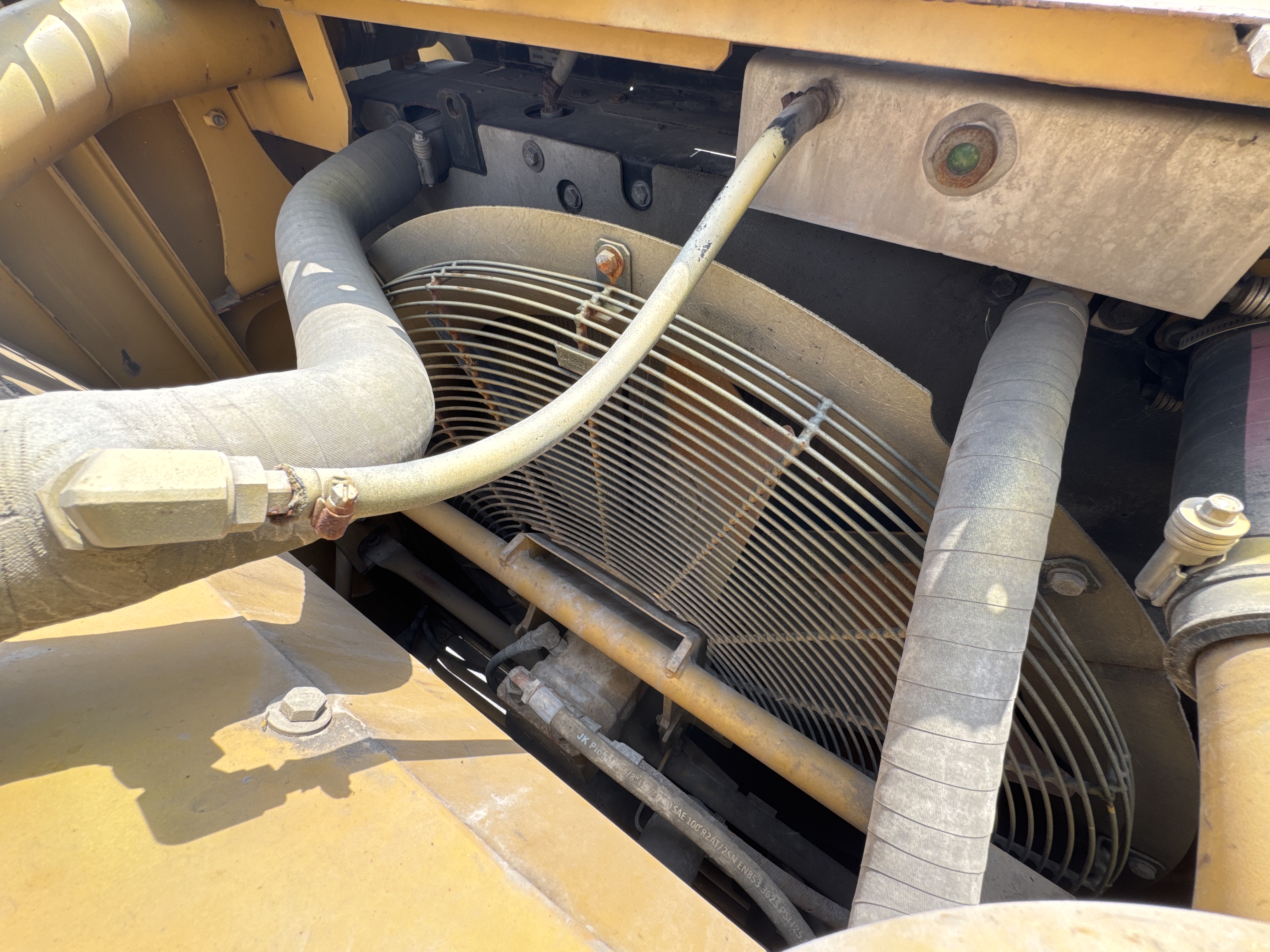 LEX-004-Cat-349D2L-large-excavator-inspection-engine-cooling-fan-and-fan-guard