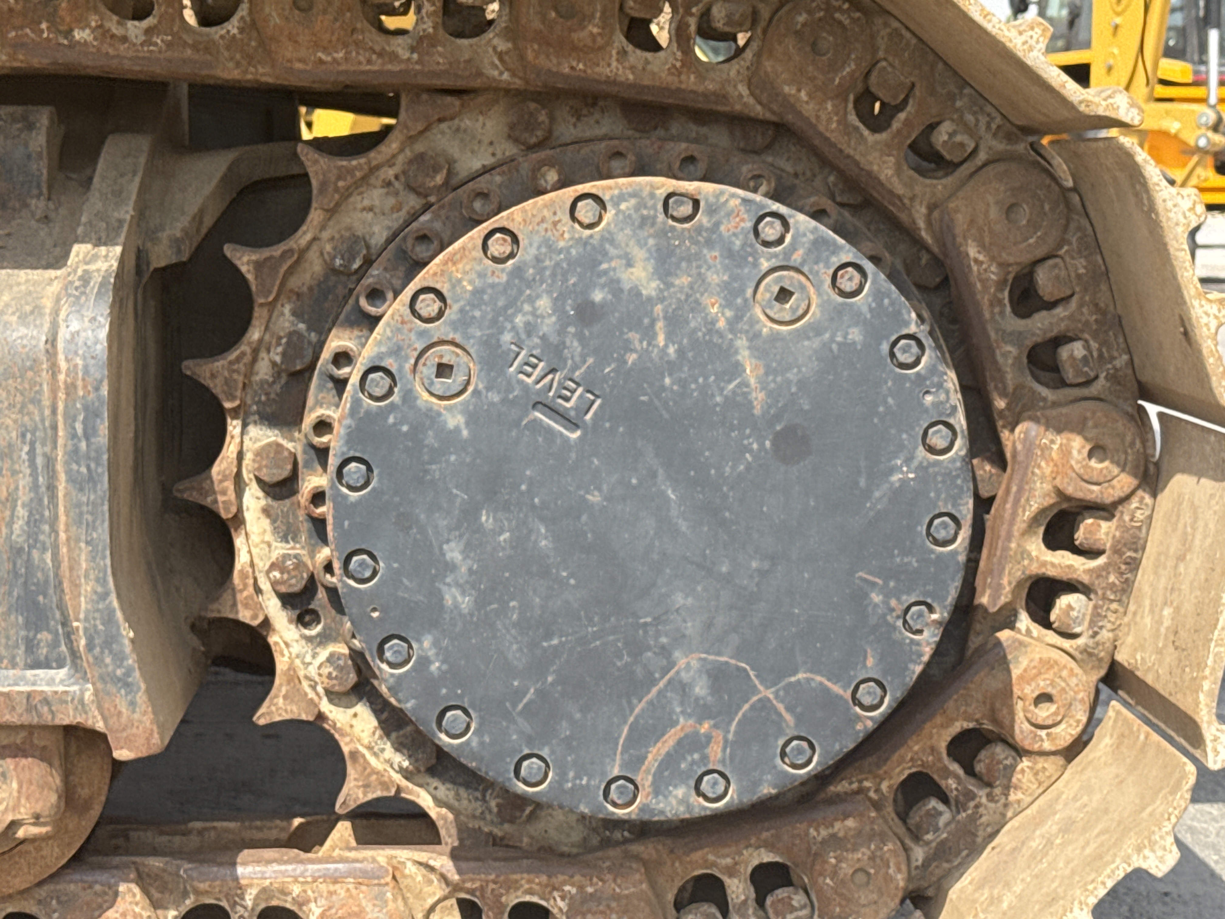LEX-004-Cat-349D2L-large-excavator-inspection-undercarriage-left-sprocket