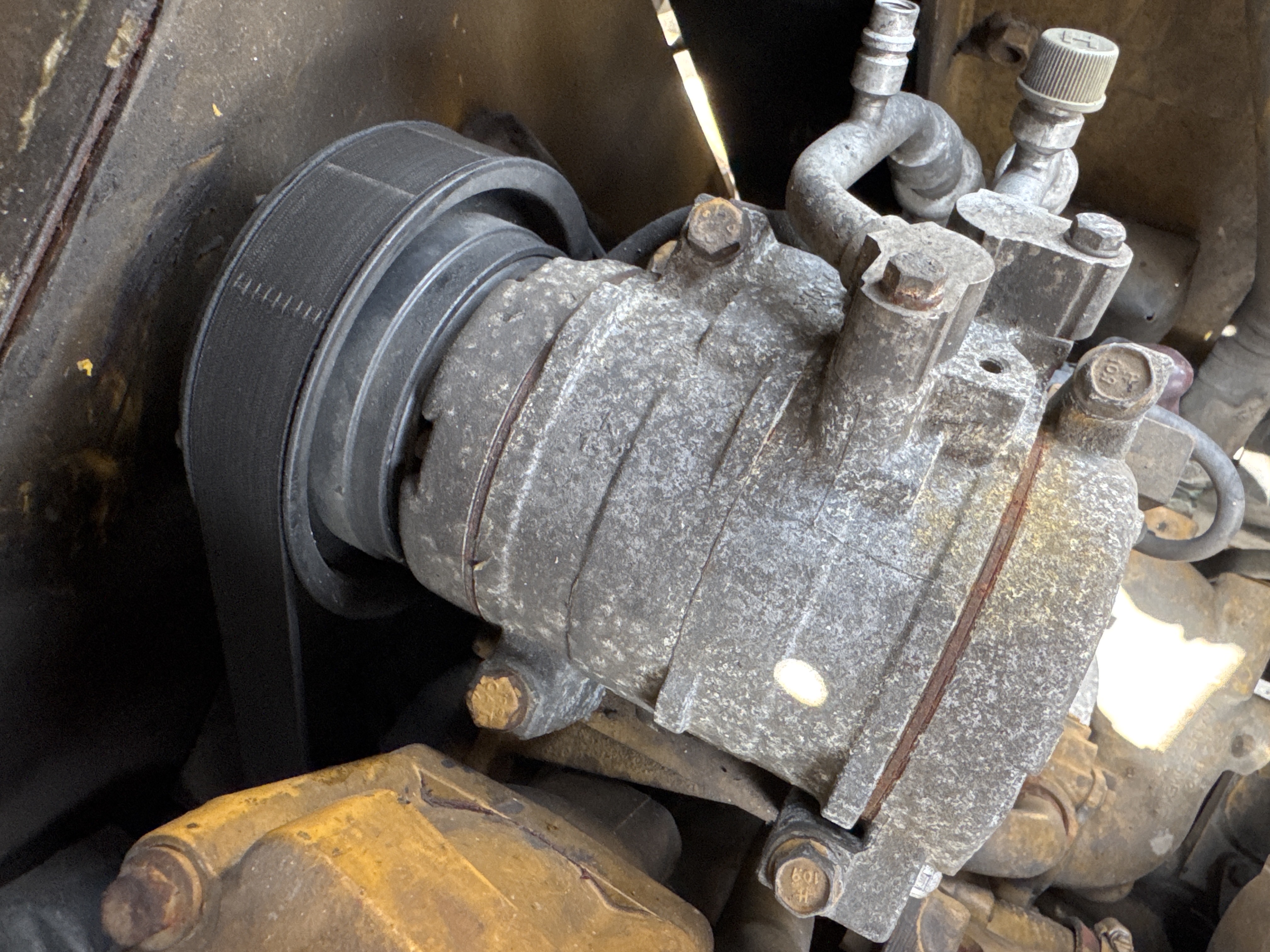 LEX-004-Cat-349D2L-large-excavator-inspection-air-conditioning-AC-compressor