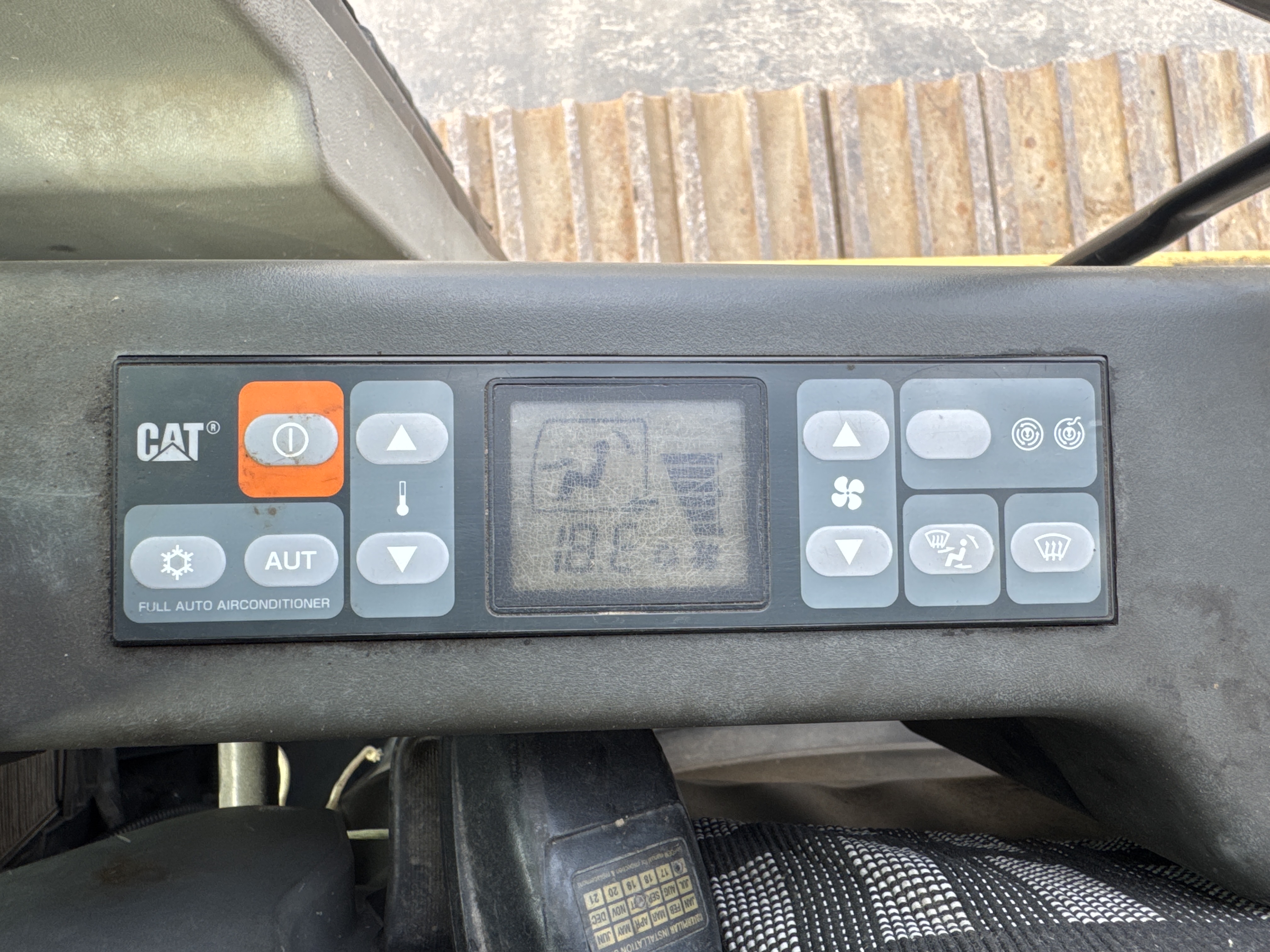 LEX-004-Cat-349D2L-large-excavator-inspection-air-conditioning-AC-control-panel