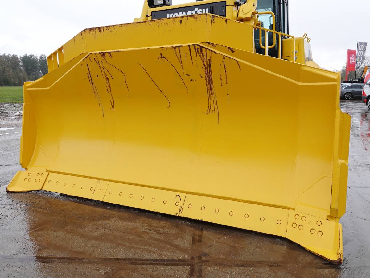 Generation-Komatsu D155A Crawler dozers-attachments