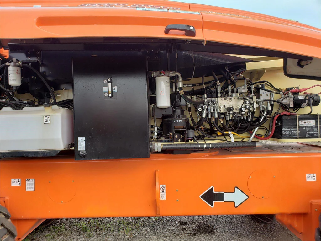 Generation-JLG 1250 Boom lifts-interior