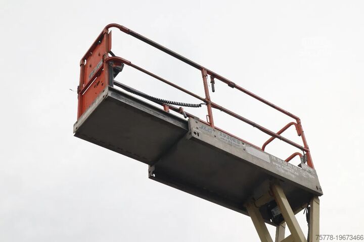 Generation-JLG 1930 Scissor lifts-attachments